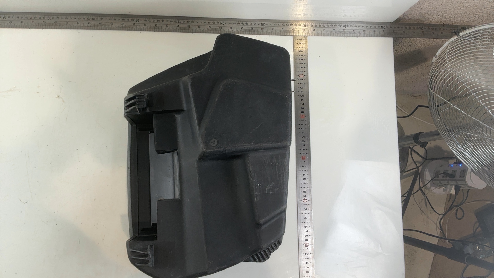 BMW R1100RT R1100 RT 1100 CC Right Saddlebag Base Case 1995-2001 OEM 46542317620 - Image 3