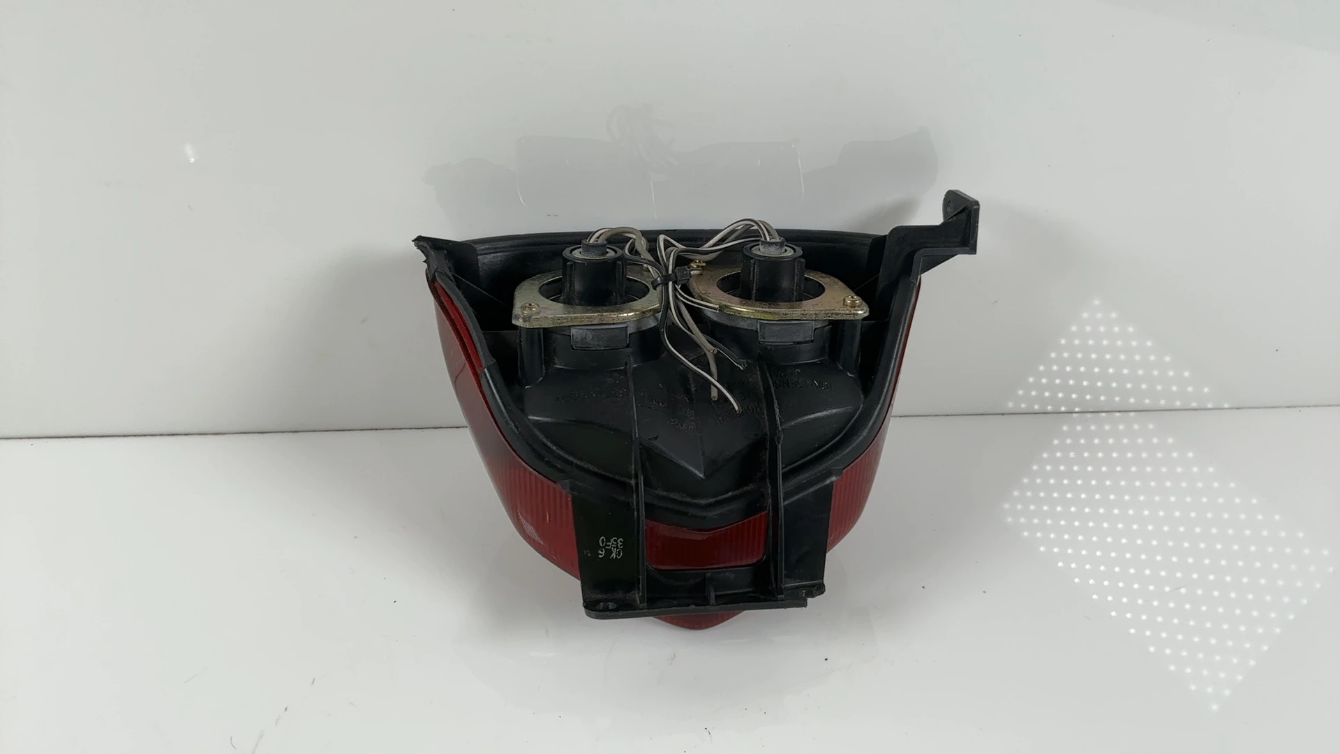 Suzuki GSXR 750 CC Tail Light Brake Lamp 2000-2003 OEM 35710-35F0 - Image 2