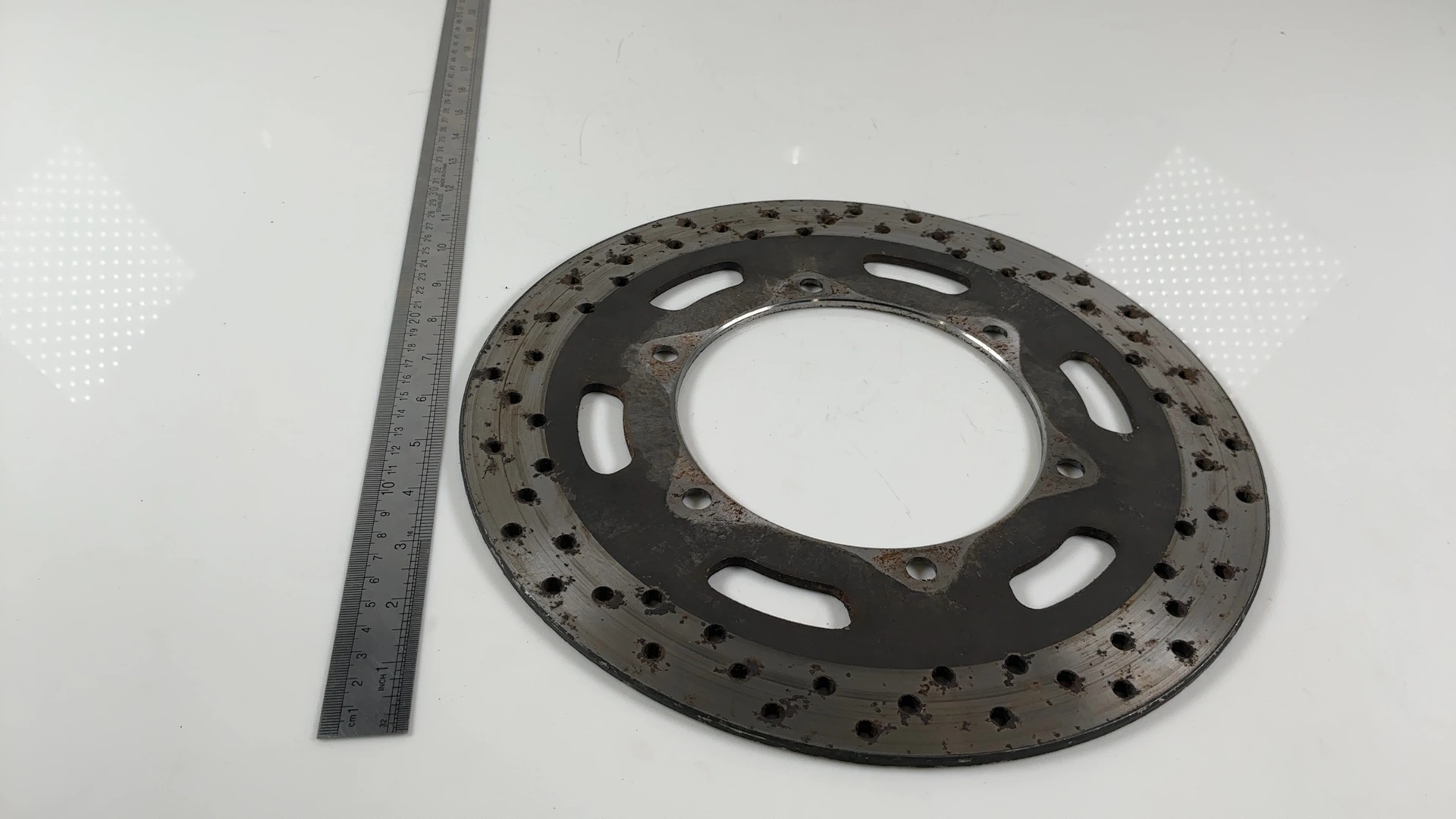 Triumph Scrambler 900 Front Disc Brake Plate 2006-2014 OEM T2023344 - Image 4