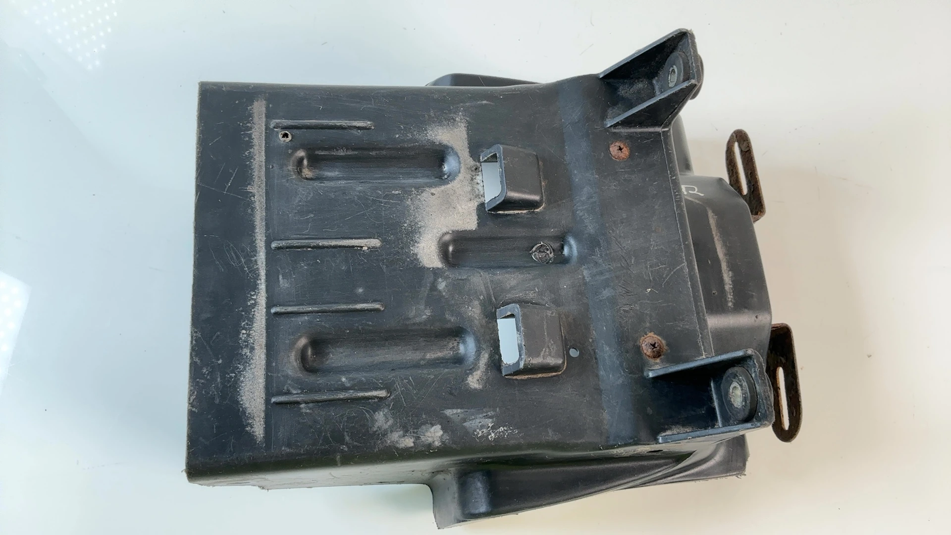 Kawasaki GPZ600R ZX600A 600cc Rear Inner Fender Mudguard 1985-89 OEM 35022-1215