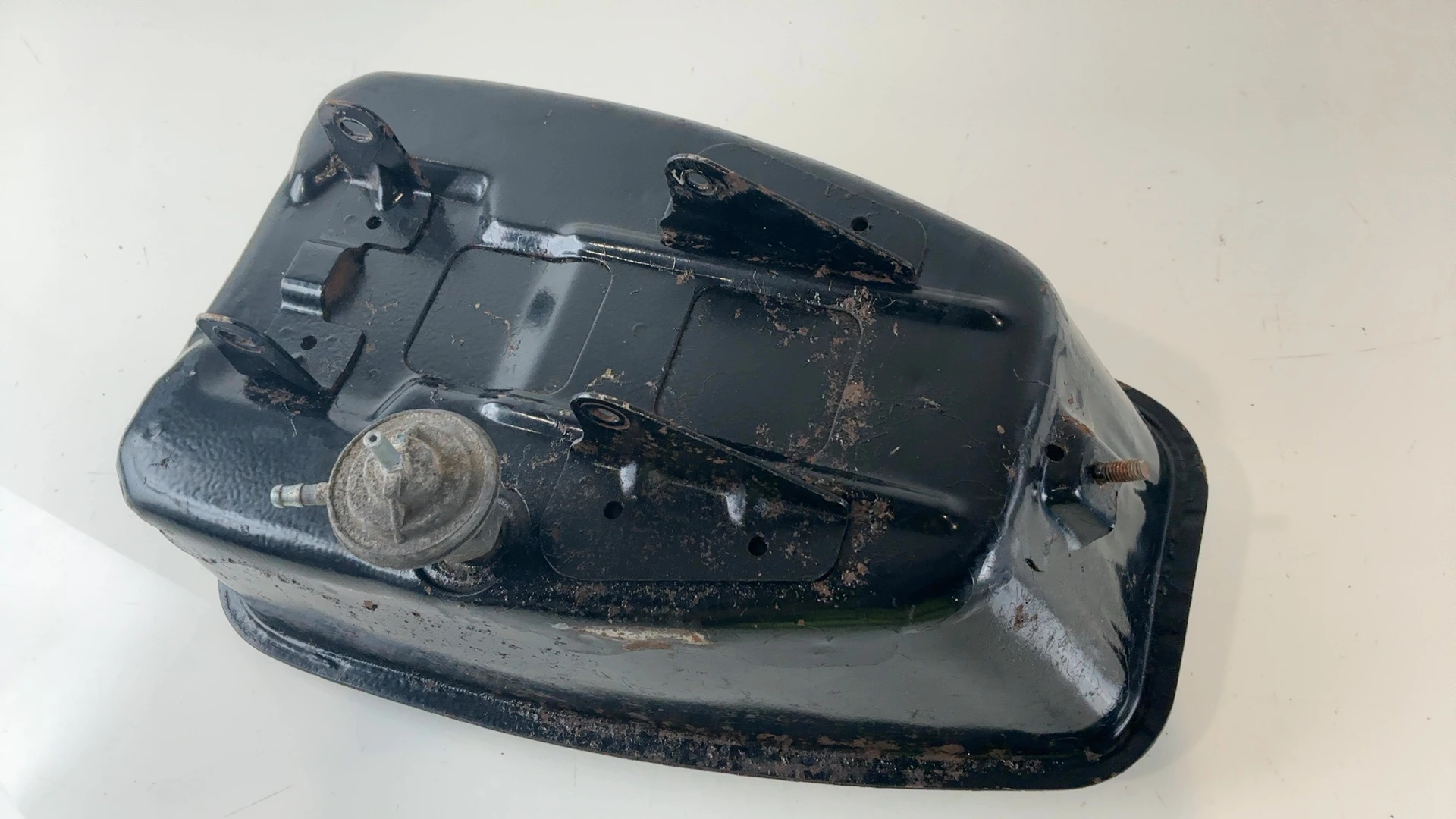 Honda Super Tact AF09 50cc Fuel Gas Tank 1984-1987 OEM 17500-GC8-000 - Image 6