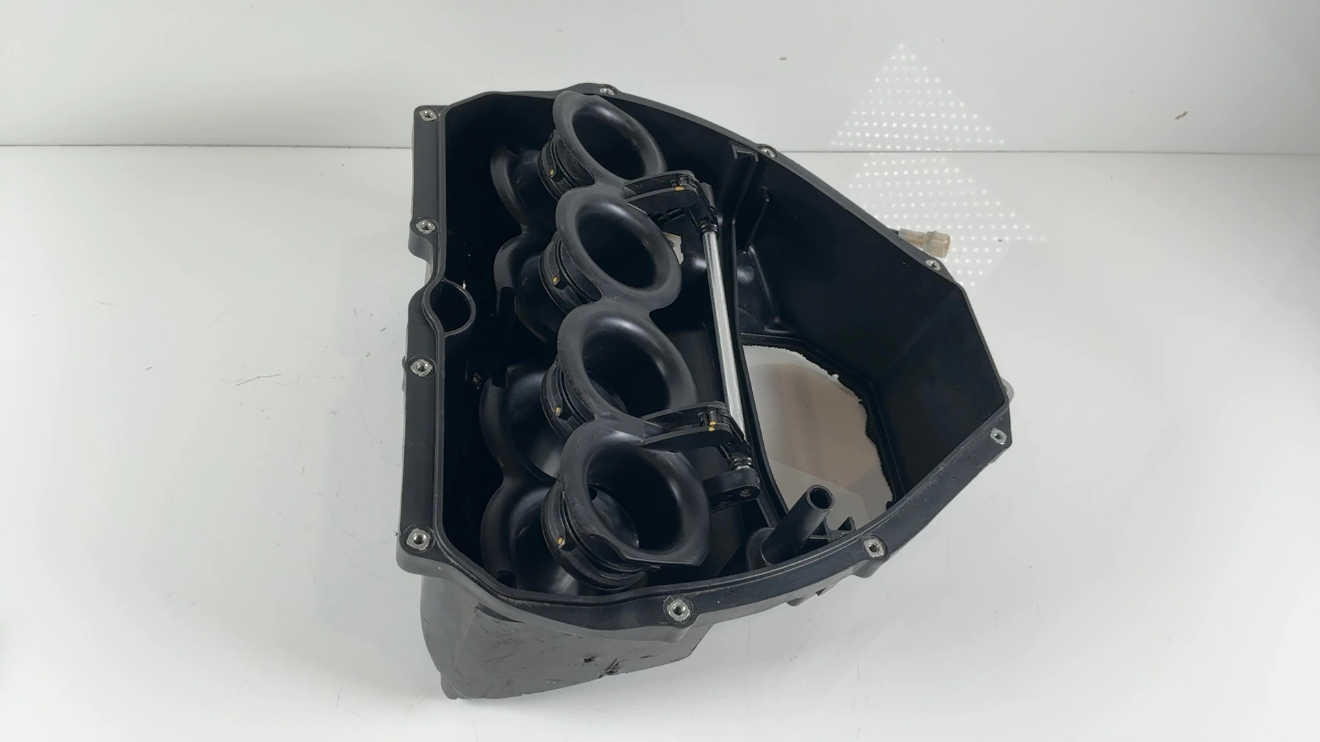 Yamaha YZF R1 YZFR1 1000 Air Filter Housing Box Base 2009-14 OEM 14B-14411-01-00 - Image 3