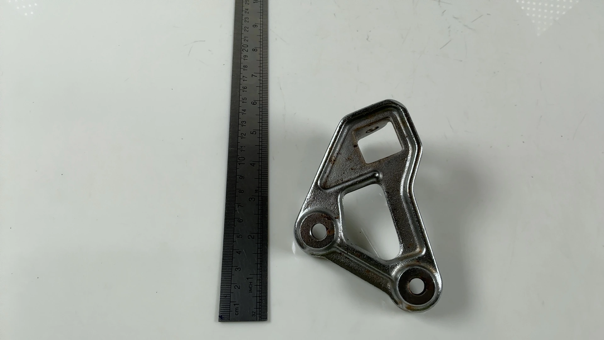 Honda V45 Magna VF750C Front Left Footrest Peg Mount Bracket 1982-84 50645-MB1-0 - Image 4