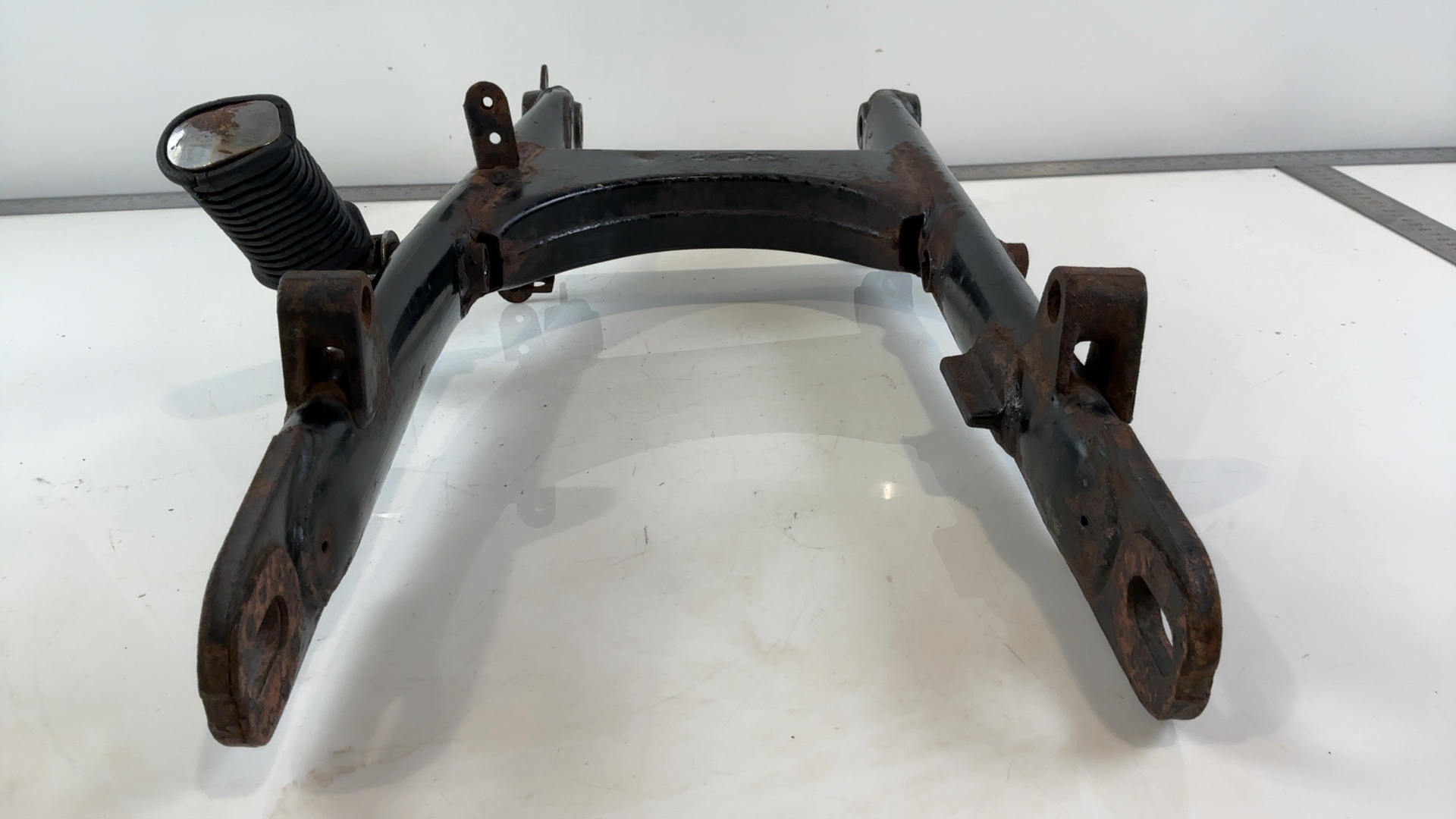 Suzuki Savage LS650 650cc Rear Wheel Swingarm 1986-2004 OEM 61100-24B03-019 - Image 6