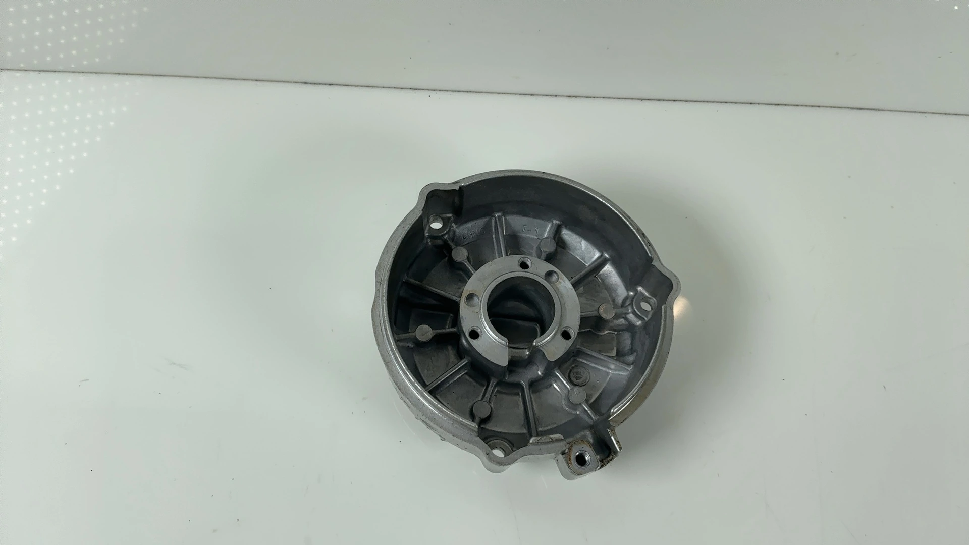 Yamaha Diversion XJ600 600cc Alternator Cover 1998-2004 OEM 4BR-15415-00-00 - Image 5