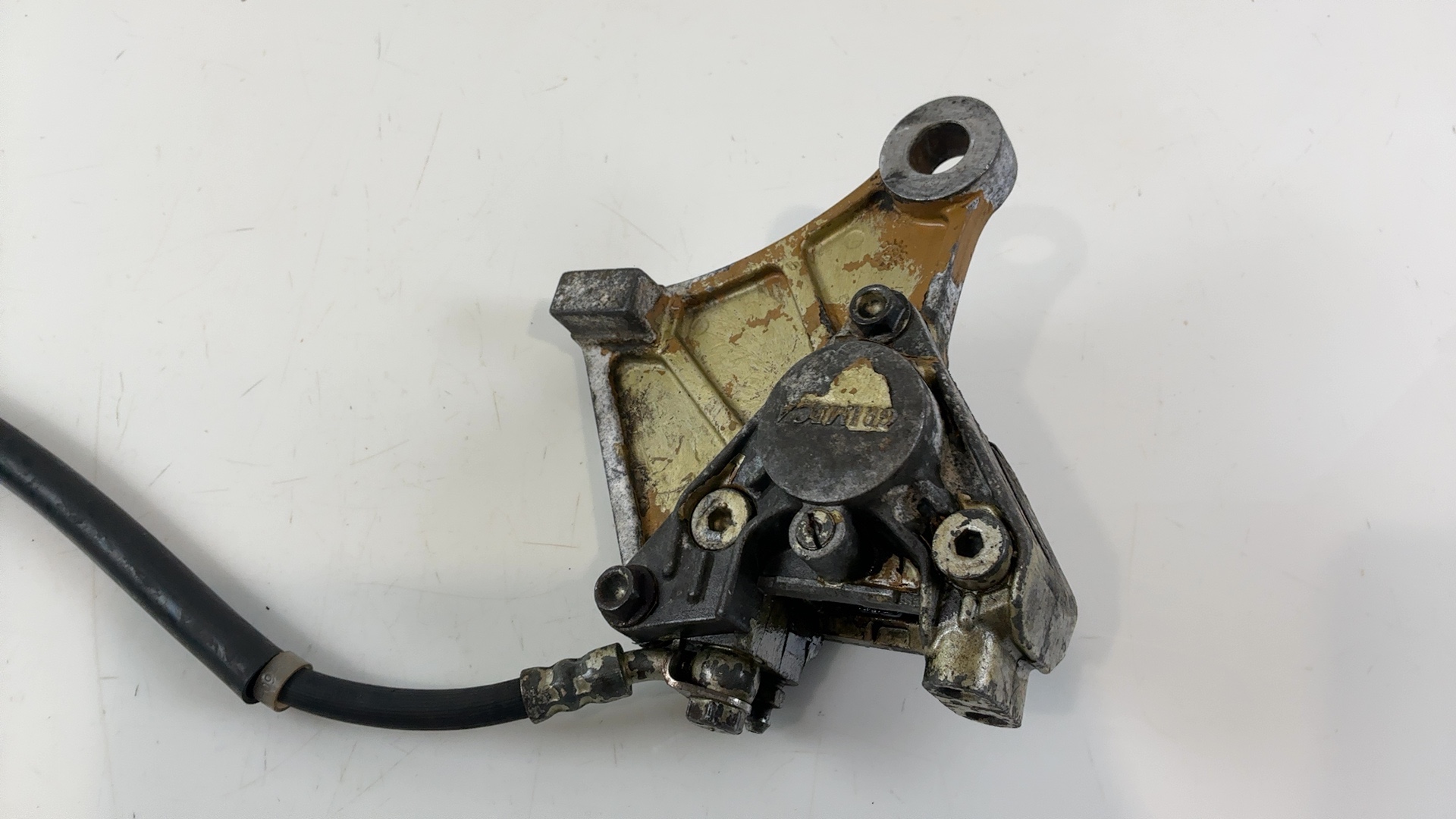 Honda NSR125R JC20 125cc Rear Brake Caliper 1990-1996 OEM 43100-KY4-611 - Image 5