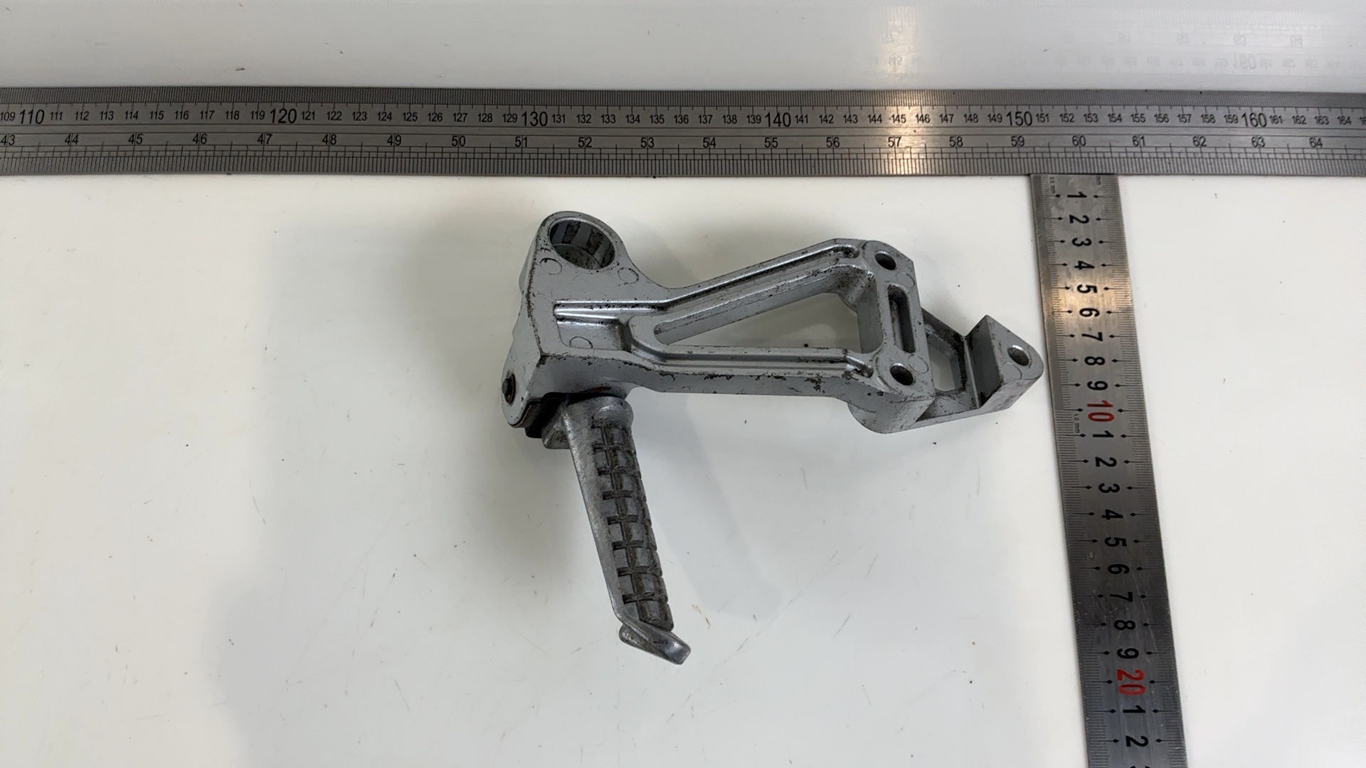 Kawasaki Ninja ZX1000 ZX10 Rear Right Footrest Bracket 1988-90 OEM 35011-1425-CE - Image 5