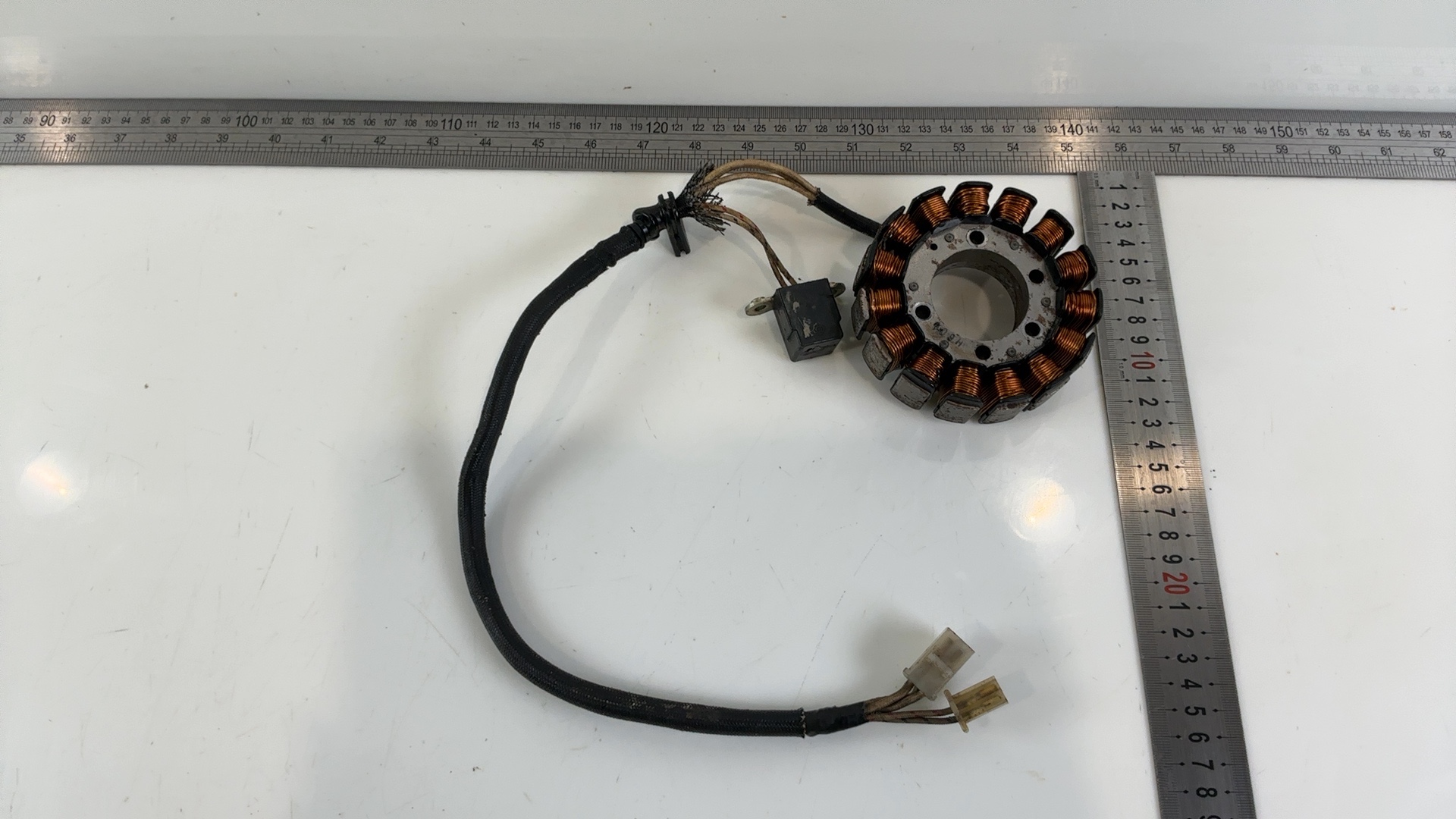 Yamaha FZR400 400cc Magneto Stator Generator Coil 1986-1994 OEM 3FH-81410-00-00 - Image 4