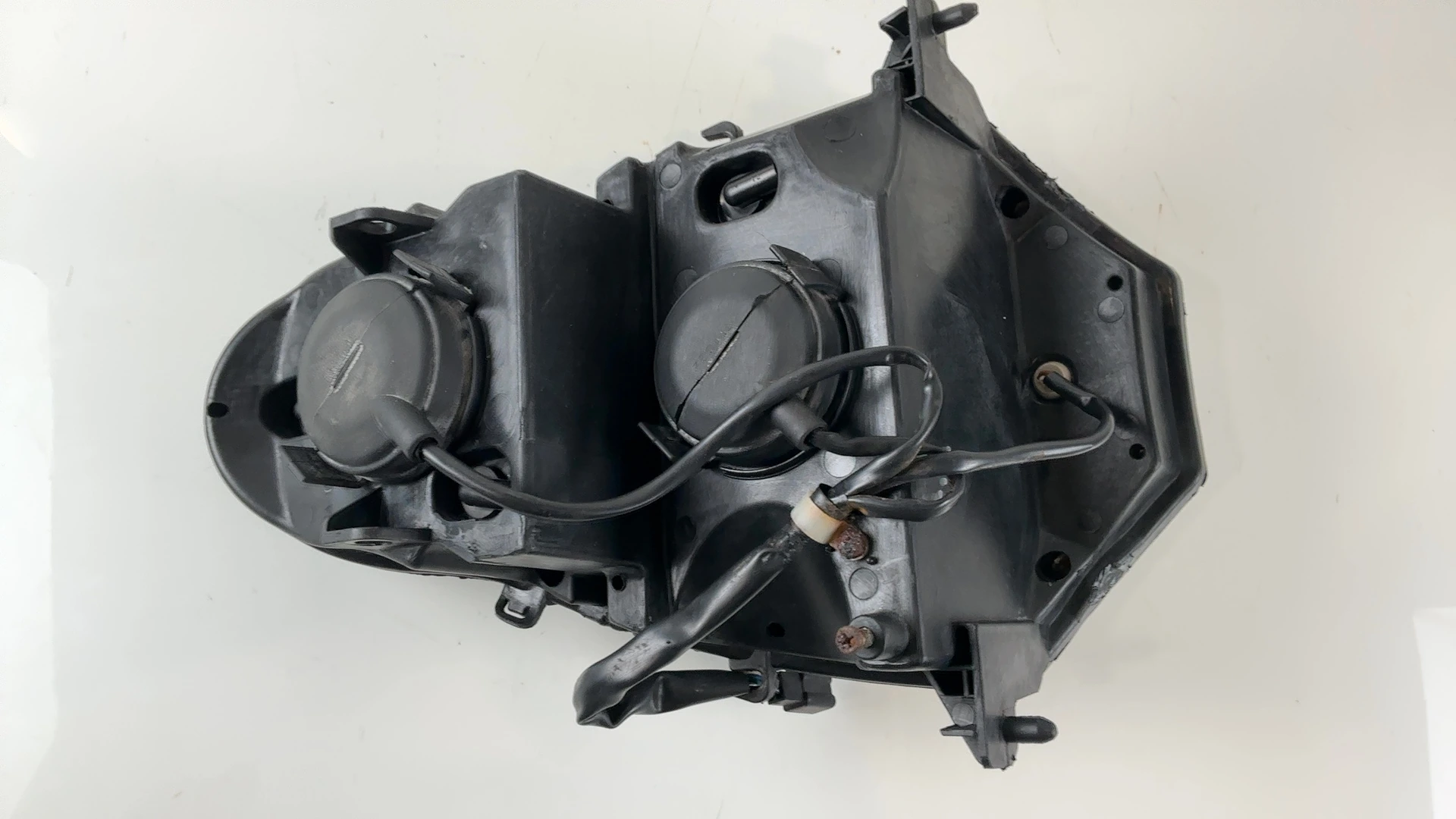 Honda NES 125 Chiocciola 125cc Front Headlight Lamp 2000-2006 OEM 33100-KGF-911 - Image 3
