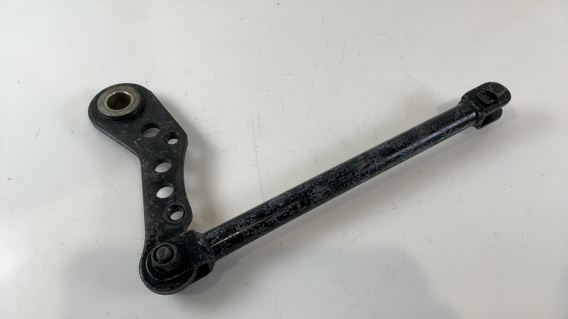 Kawasaki GPZ750 ZX750A Rear Brake Torque Rod Caliper Bracket 1983-85 43007-1046 - Image 2