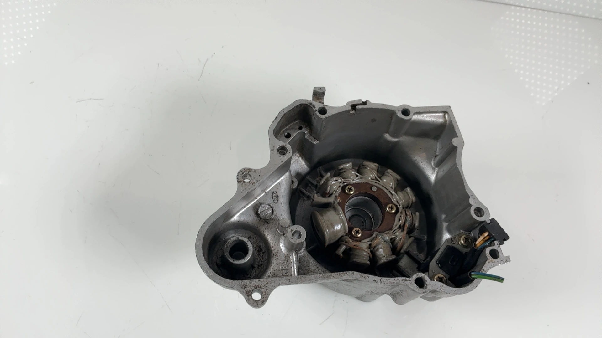 Honda Rebel 250 CMX250 250cc Engine Left Stator Cover 1985 OEM 11341-KB4-700 - Image 5