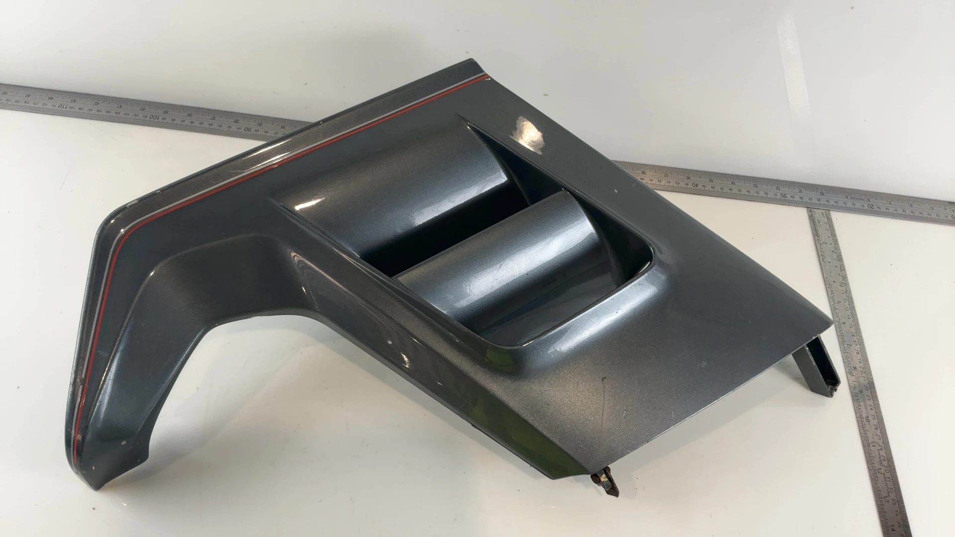 BMW K100RT K100 1000 CC Right Lower Fairing Vent Cover 1983-1989 OEM 46631453452 - Image 3