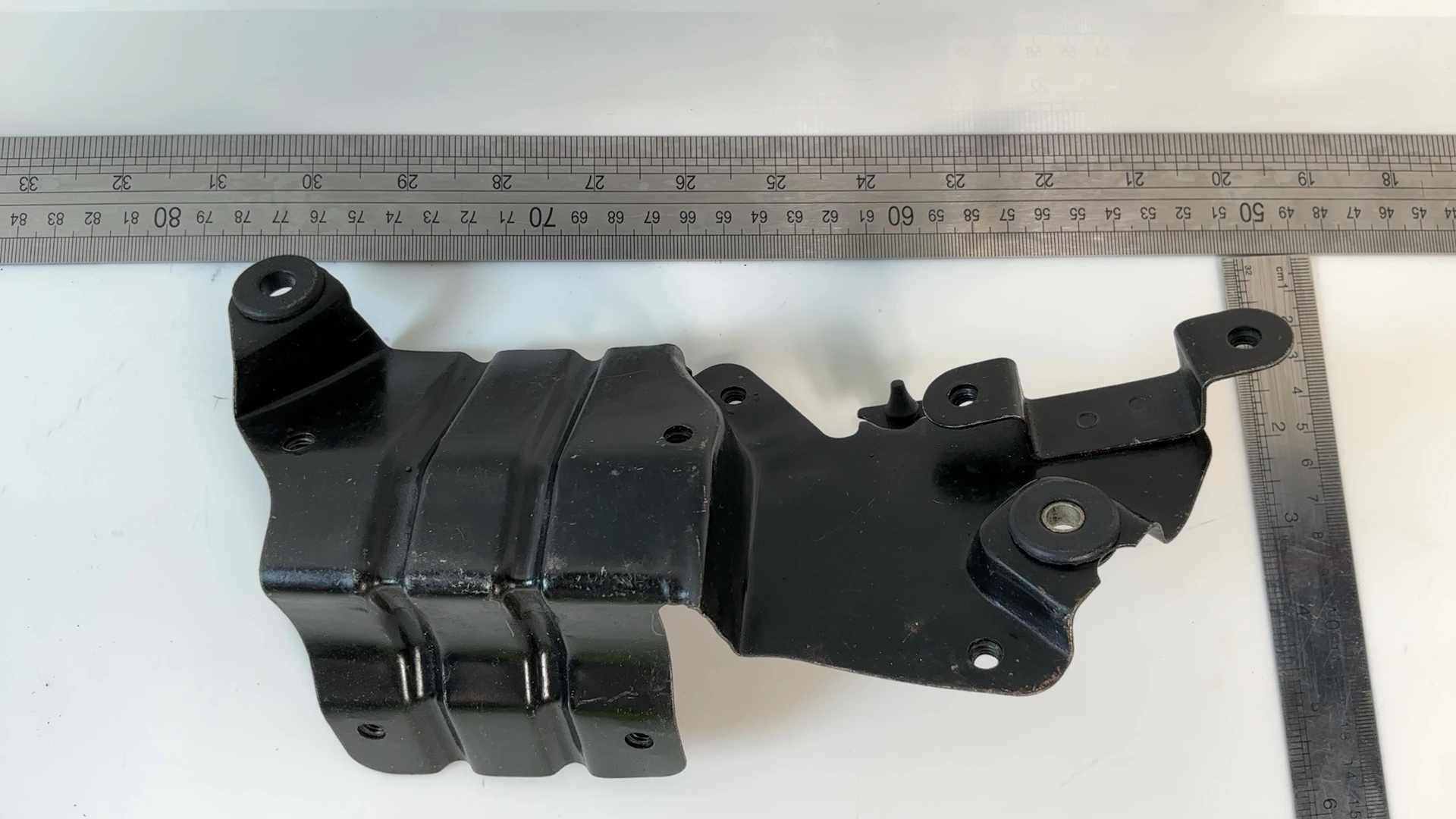 Suzuki GS700 GS700E 700cc Electrical Regulator Bracket 1985 1986 OEM 32870-31300 - Image 3