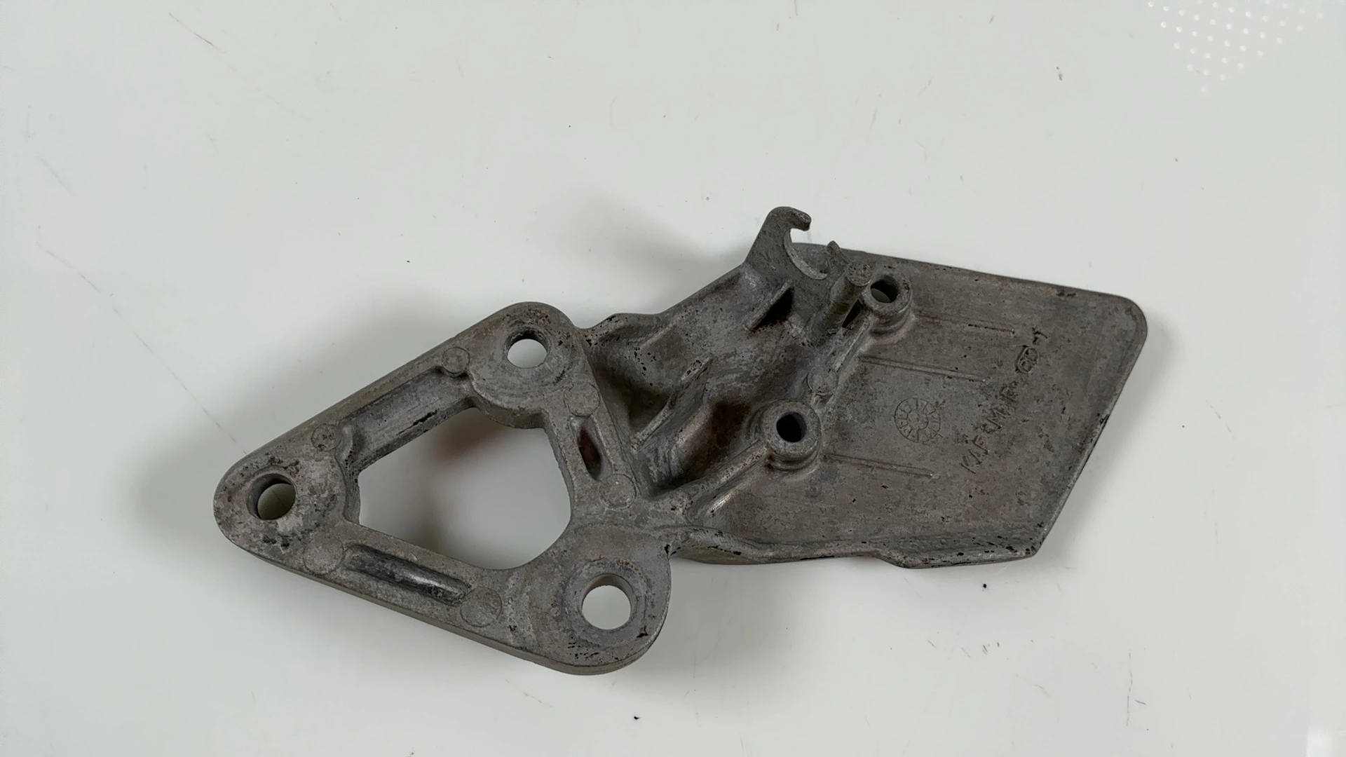 Honda CB-1 CB400F NC27 400cc Right Footrest Bracket 1989-1992 OEM 50600-KAF-000 - Image 2