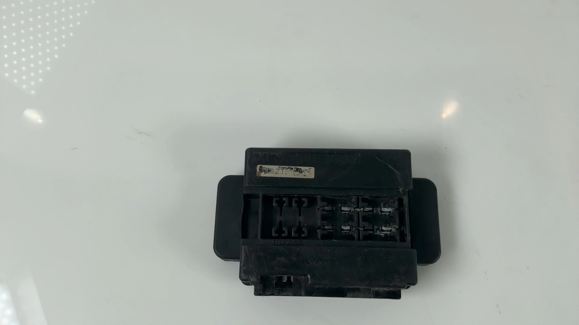 Kawasaki Ninja ZX-7 ZX750 750 CC Fuse Junction Box 1989-1993 OEM 26021-1071