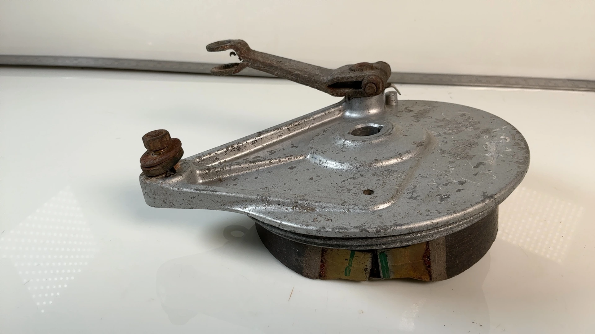 Honda CG125 CG 125cc Rear Wheel Drum Brake Panel Plate 2001-08 OEM 43100-KGA-900 - Image 4