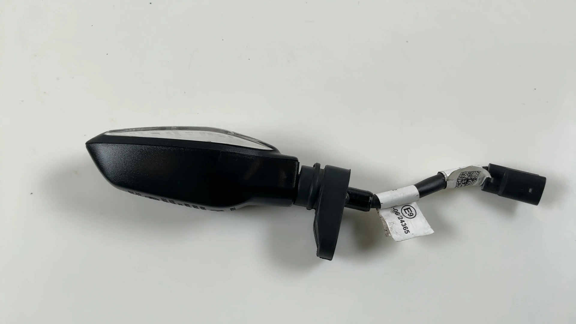 Aprilia RSV4 Tuono V4 1100 Rear Left LED Turn Signal Light 2021-26 OEM 2B012234 - Image 2