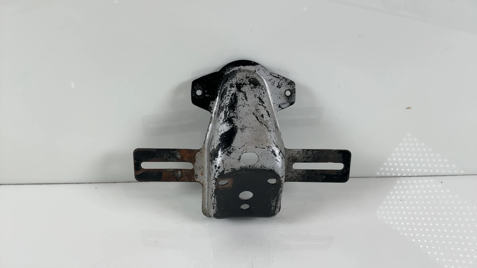 Suzuki T10 T20 250cc Taillight Mount Bracket 1963-1965 OEM (35712-11011) 7320A - Image 2