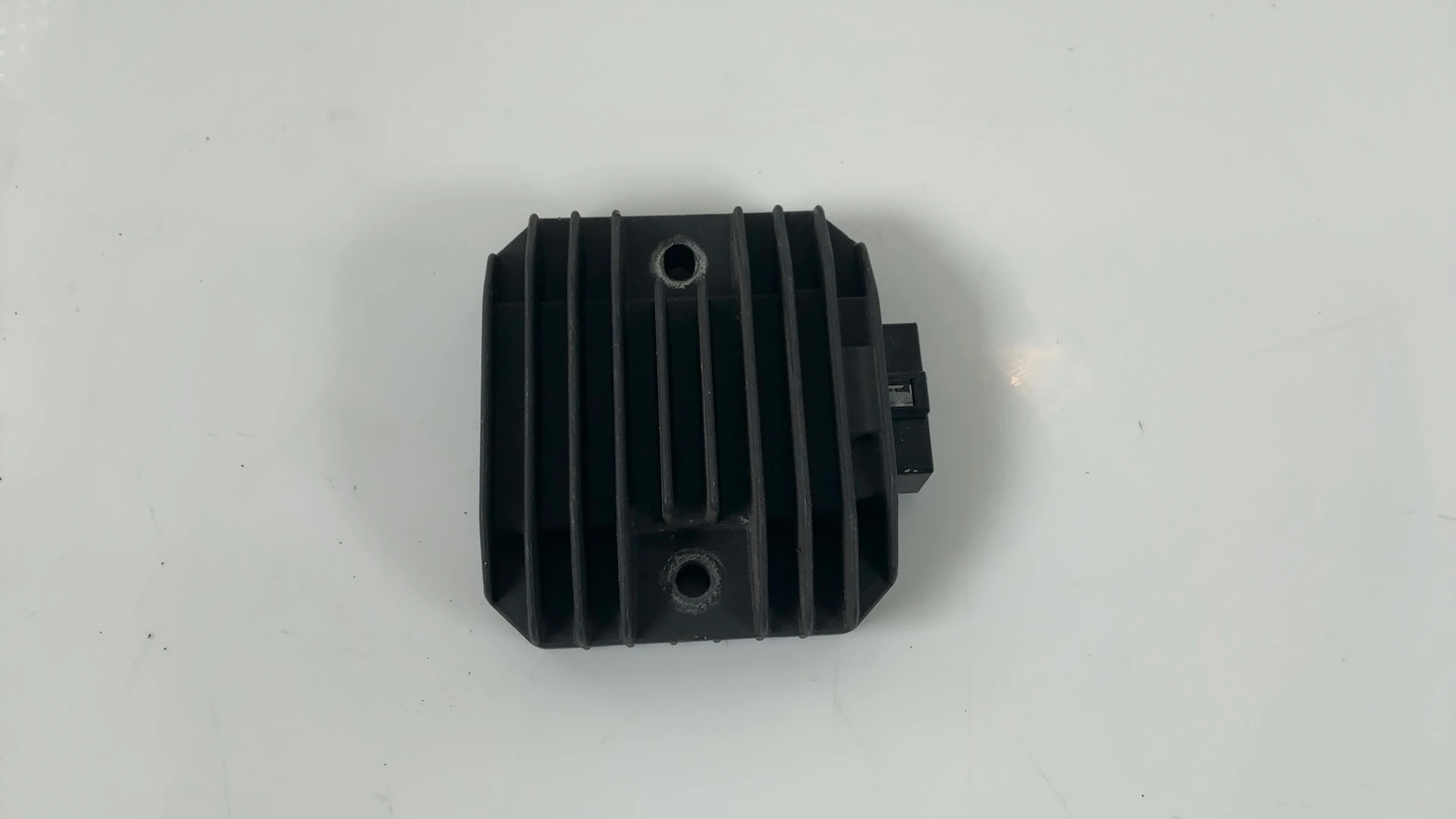 Kawasaki Vulcan VN1500 1500cc Regulator Rectifier 1995 1996 OEM 21066-1089