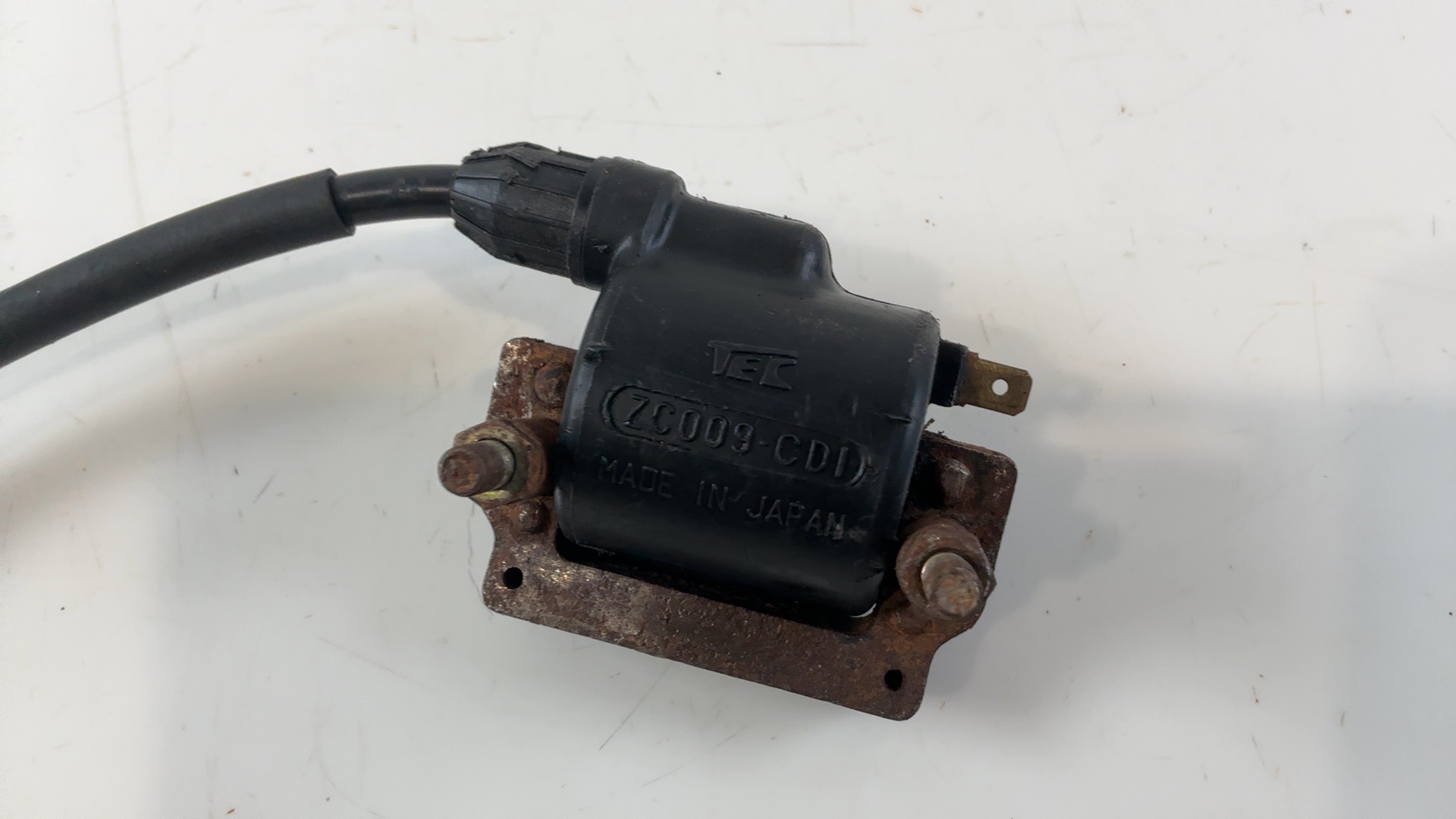 Kawasaki GPZ 305 EX305B 305cc Ignition Coil 1985-1986 OEM 21121-1072 - Image 4