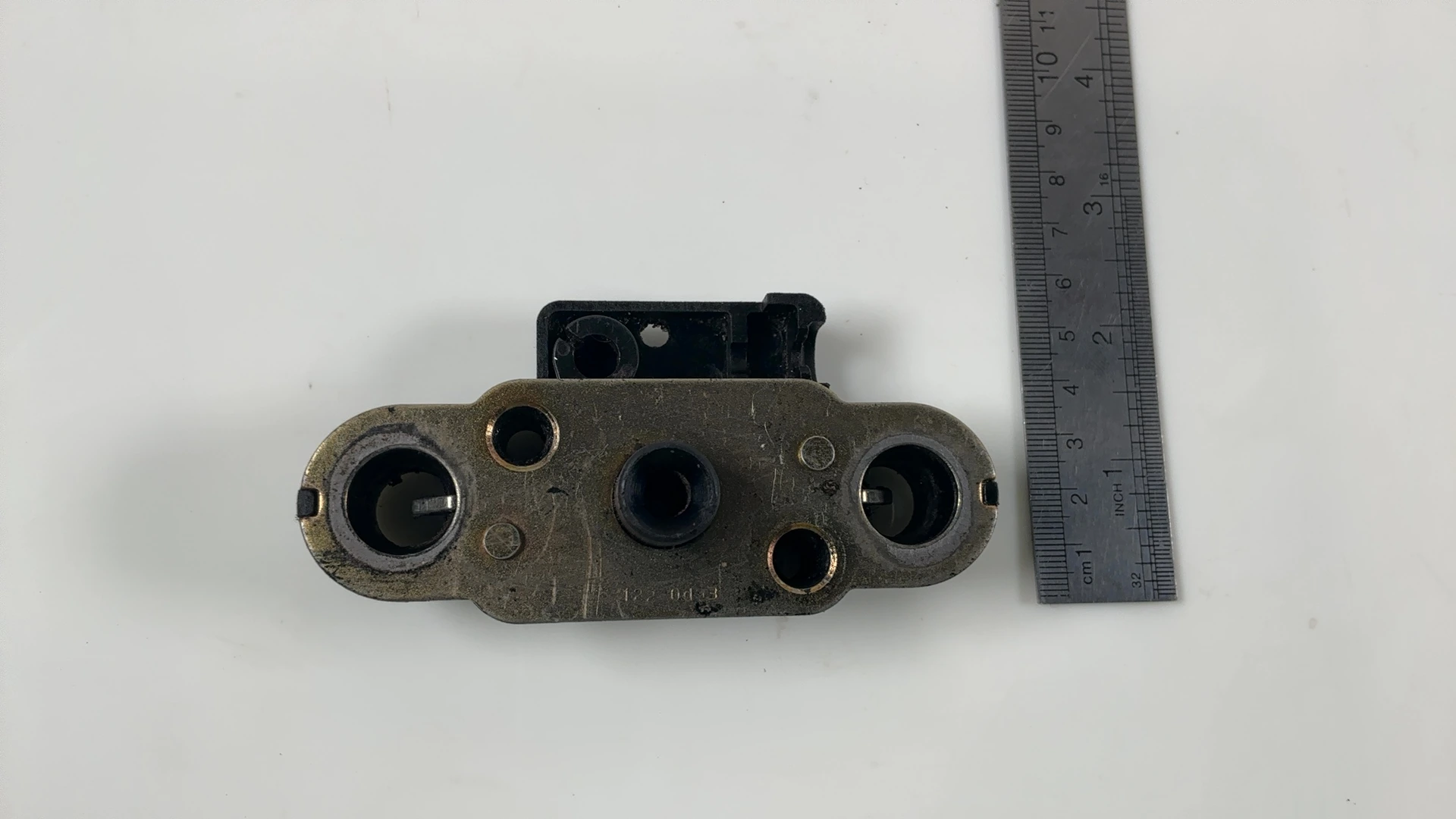 Suzuki Katana GSX750F 750cc Rear Seat Latch Mount 1997 1998 OEM 45220-47H00 - Image 3