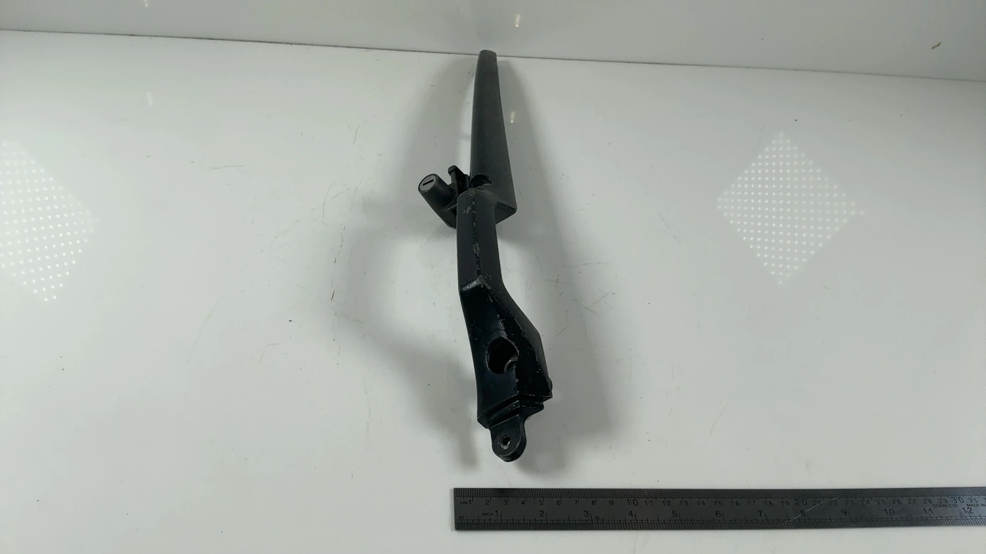 Kawasaki GPZ550 ZX550A 550cc Right Passenger Grab Handle 1984-86 OEM 32109-1043 - Image 5
