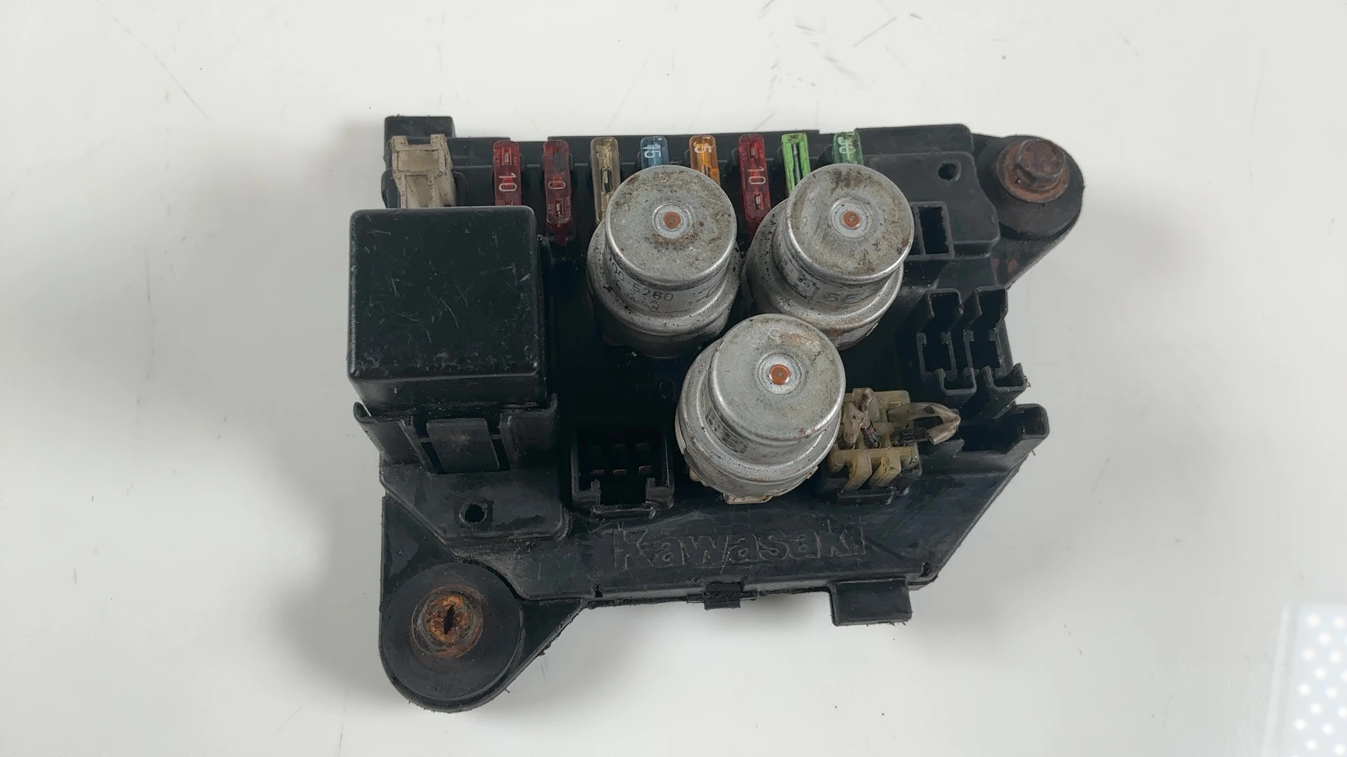 Kawasaki GPZ1100 ZX1100A 1100cc Fuse Relay Junction Box 1983-1985 OEM 56030-1026