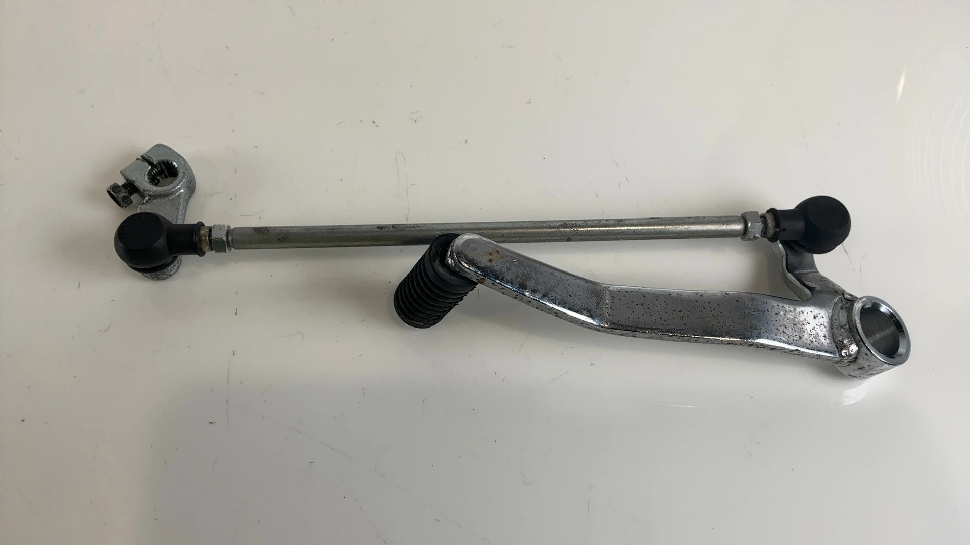 Suzuki Bandit GSF600 GSF600S Gear Shift Lever Linkage 2000-2005 OEM 25600-33E01 - Image 1