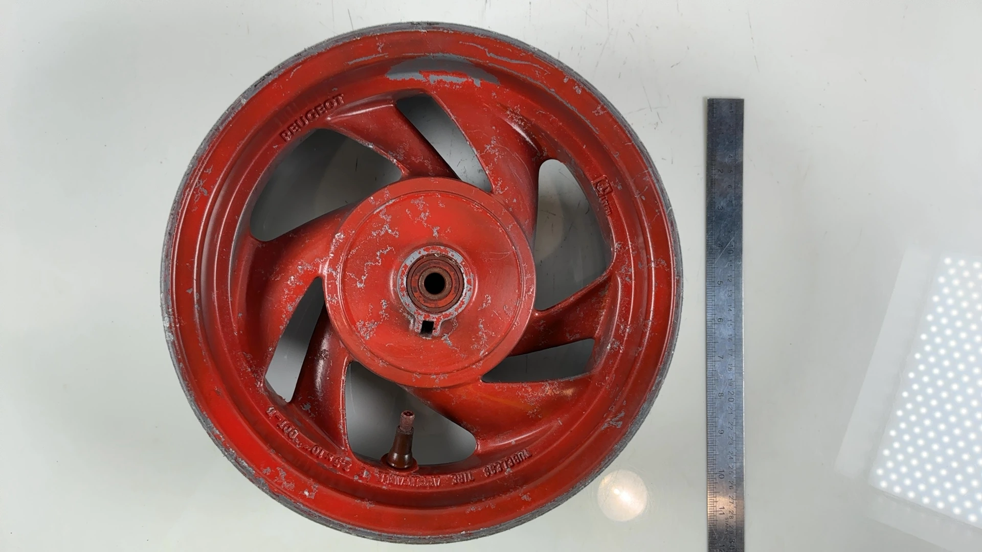 Peugeot Zenith 50 Front Wheel Rim 1994-1999 OEM 733628GW 2.5x10 - Image 3