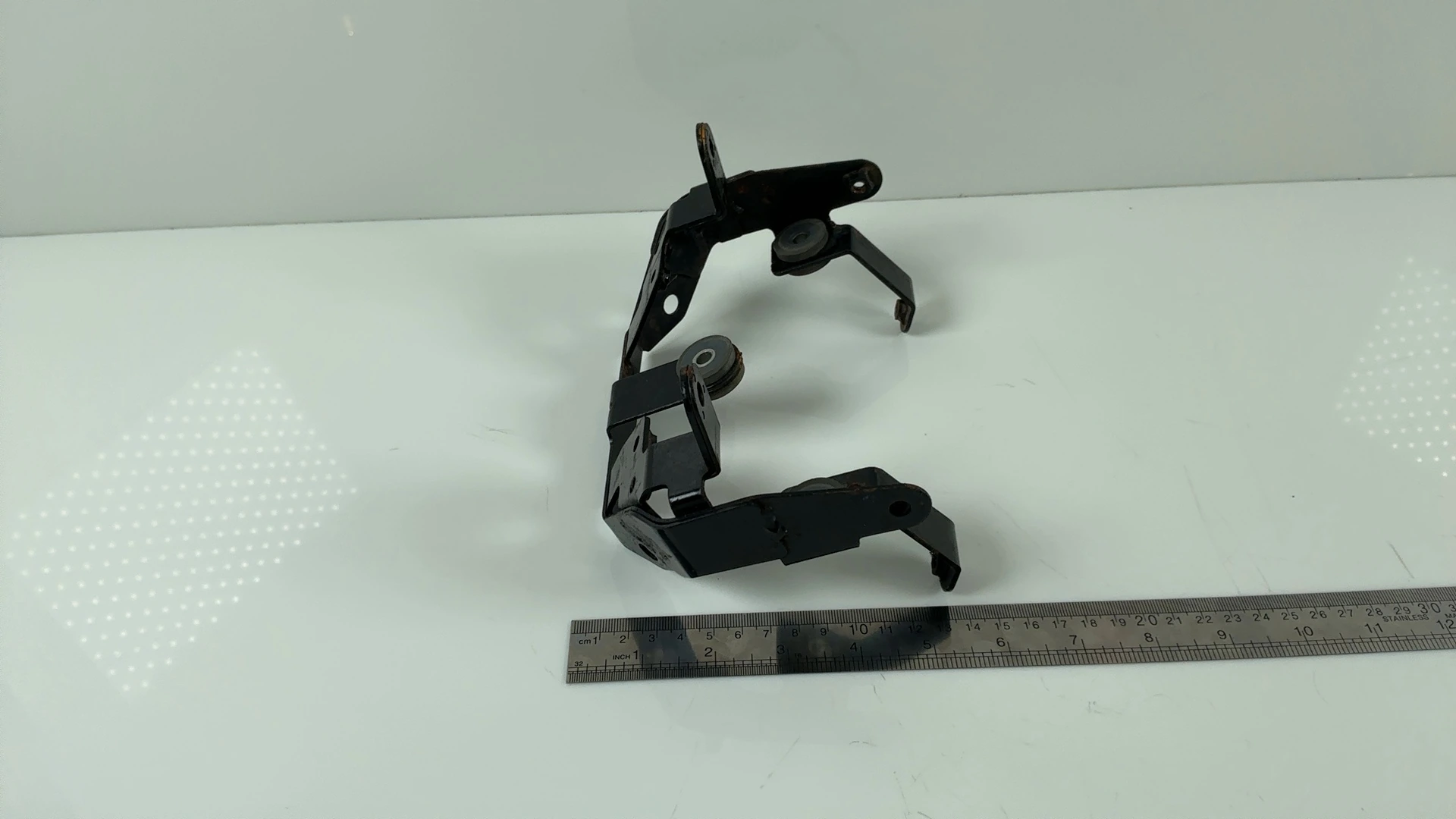 Kawasaki Ninja ZX-7 ZX750J 750cc Rear Brake Light Bracket 1991-92 OEM 11047-1343 - Image 2