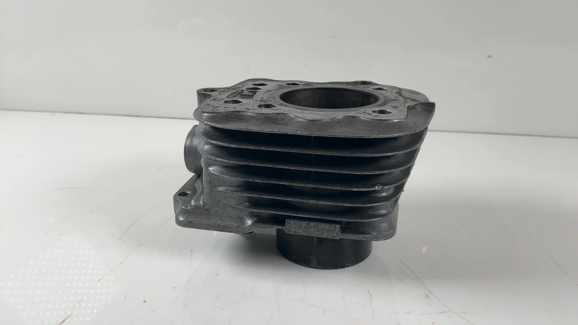Honda CG125 CG 125 125cc Cylinder Engine Barrel 1975-2008 OEM 12100-397-010