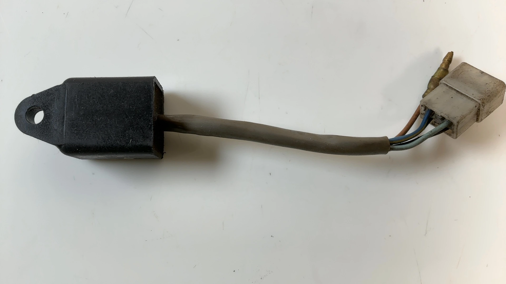 Yamaha XT350 RZ350 TT250 Carburetor Heater Control Unit Relay OEM 4Y3-85590-M0 - Image 2