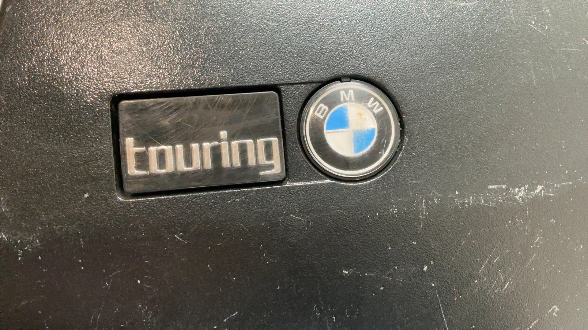 BMW K100 Touring 1000CC Luggage Right Case Cover Lid 1986-1991 OEM 46542300424 - Image 8