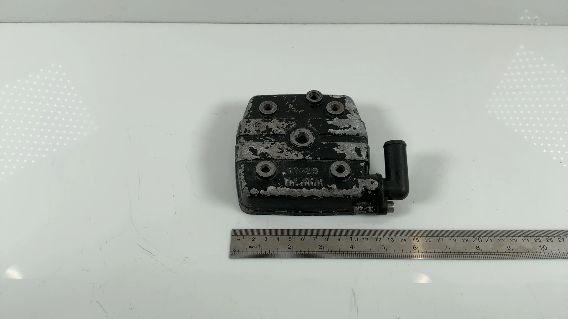 YAMAHA DT125LC 10V 125cc Cylinder Head 1982-1984 OEM 10V-11111-00-00 - Image 6