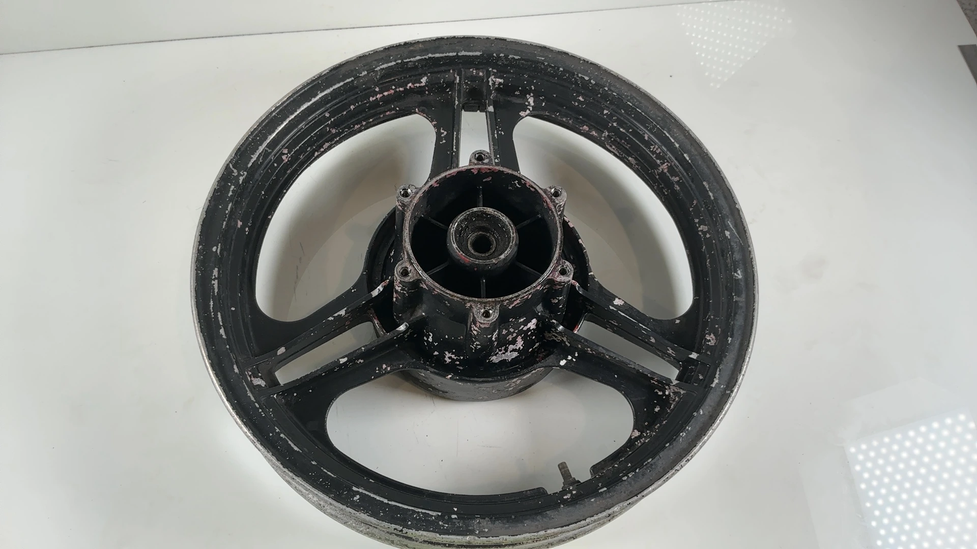 Kawasaki GPz750 ZX750A 750cc Rear Wheel Rim 1983-1985 OEM 41073-1216-J9 - Image 9
