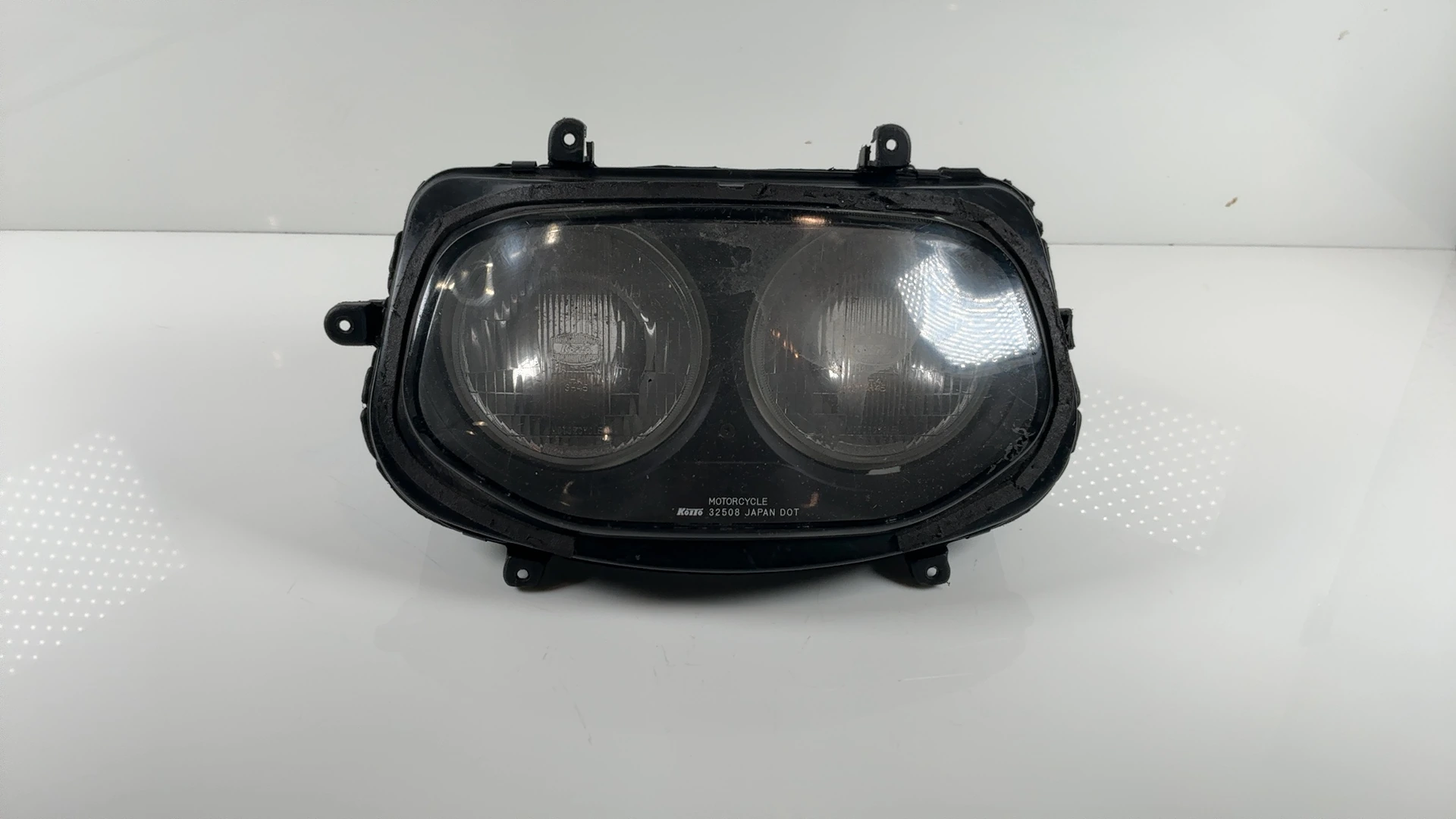Suzuki GSXR 750 1100 Headlight 1992-1995 OEM 3510-56