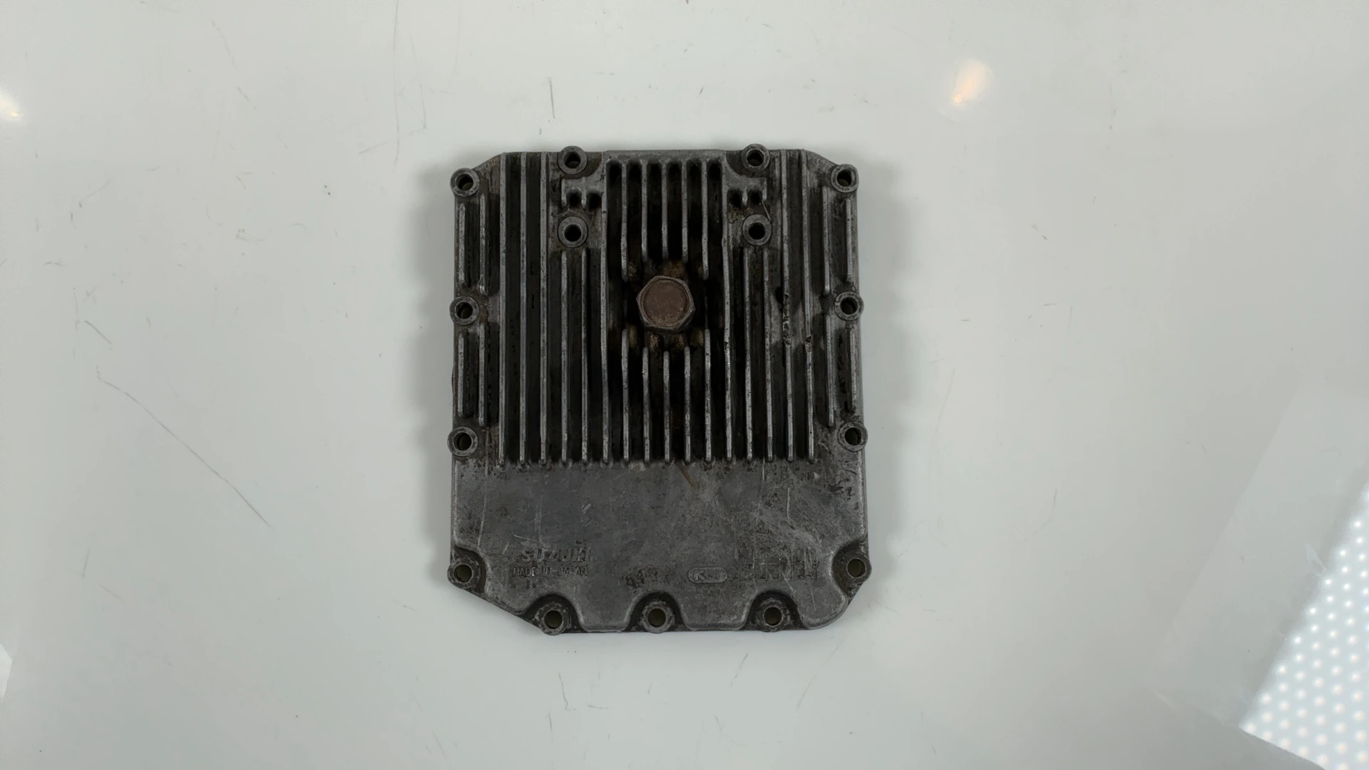Suzuki GS300L GS300 300cc Engine Oil Pan Sump 1982 1983 OEM 11511-11400 - Image 2