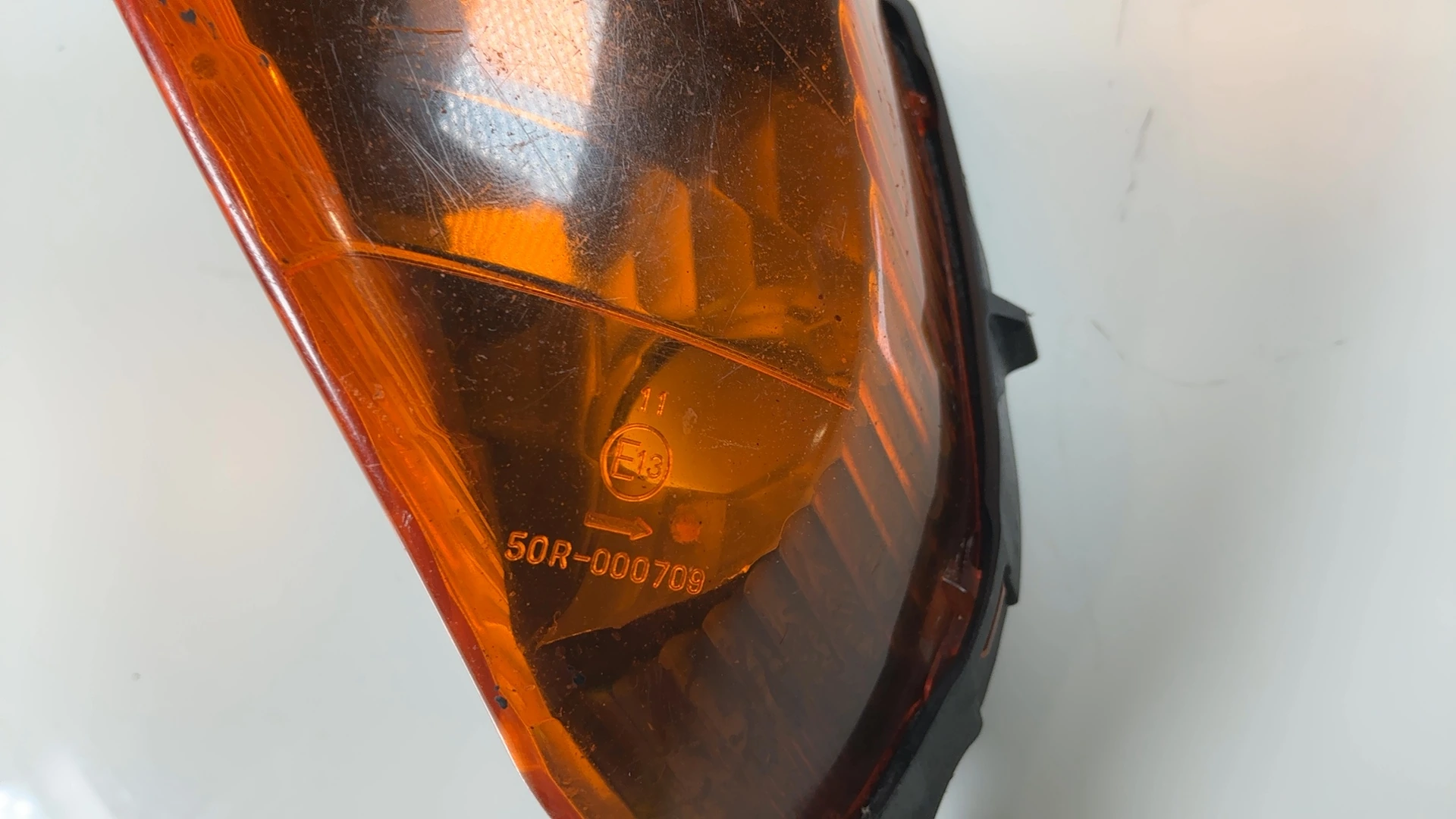 Honda VFR800 Interceptor CC Front Left Turn Signal Light 2002-2011 33450-MCW-D01 - Image 4