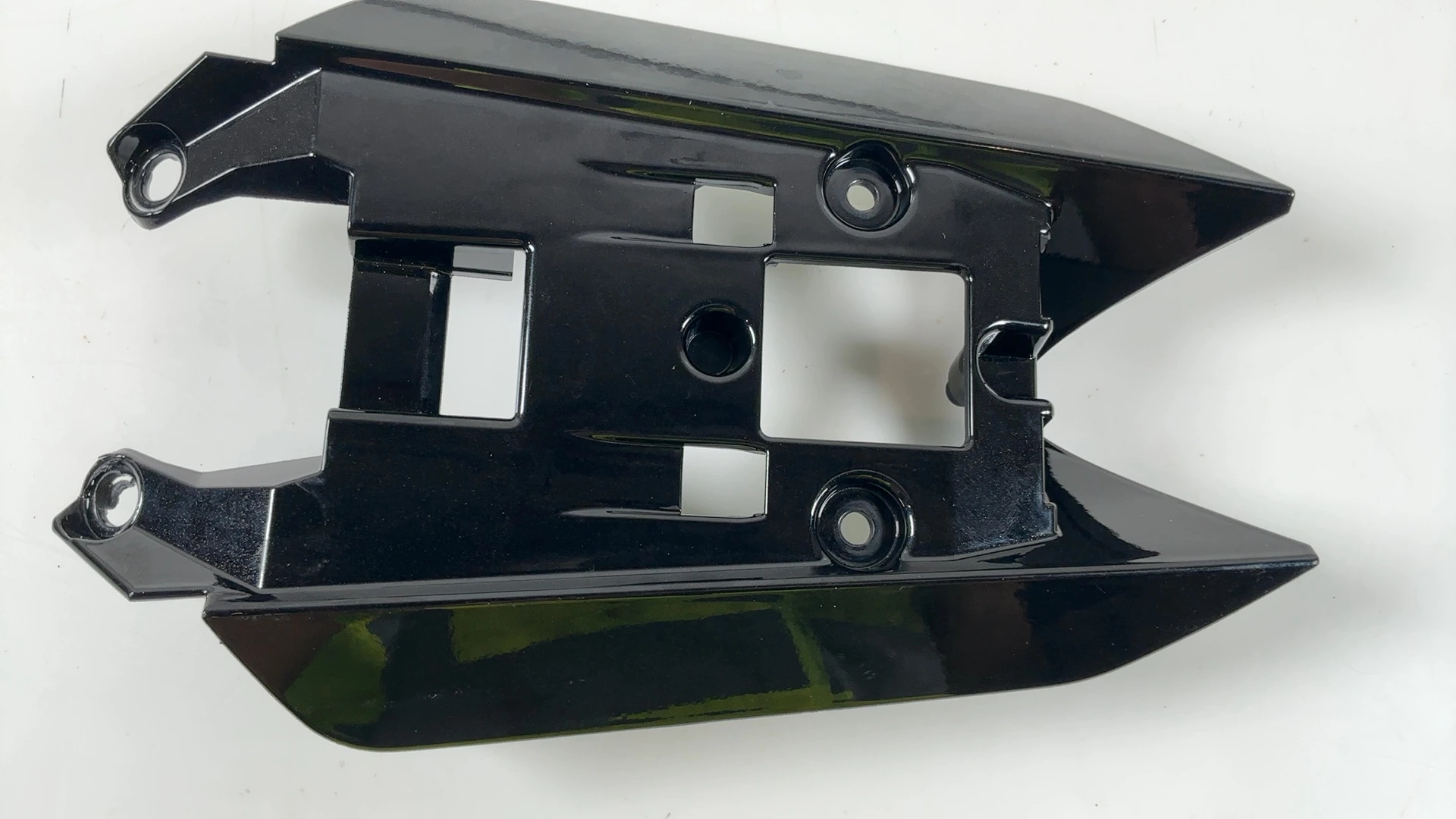 Aprilia Tuono V4 RSV4 1100 Rear Seat Cover Lock Bracket 2025 2026 OEM 2B012608