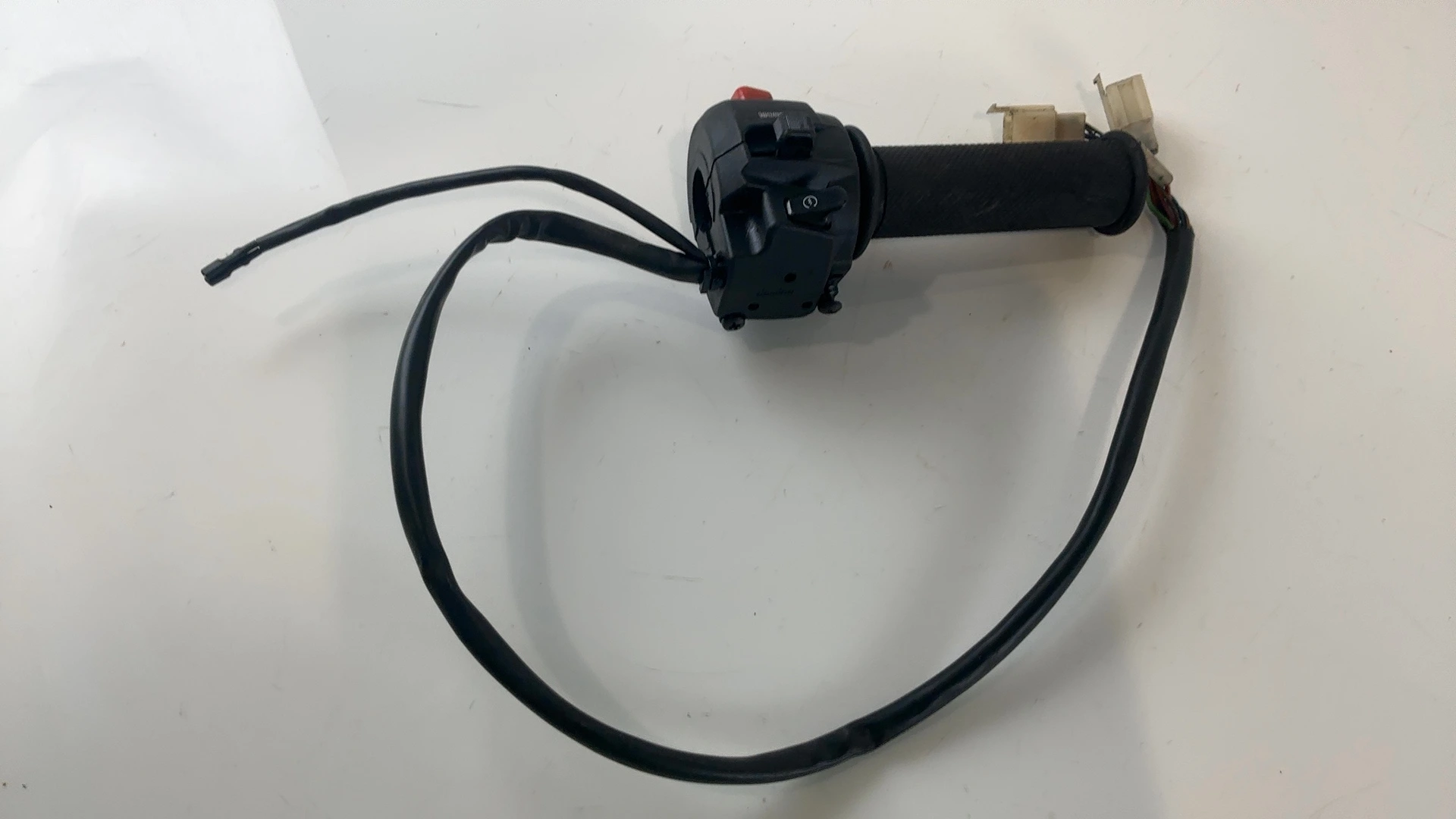 Aprilia RS 50 RS50 50cc Right Handlebar Switch 1999-2005 OEM AP8224620 - Image 2