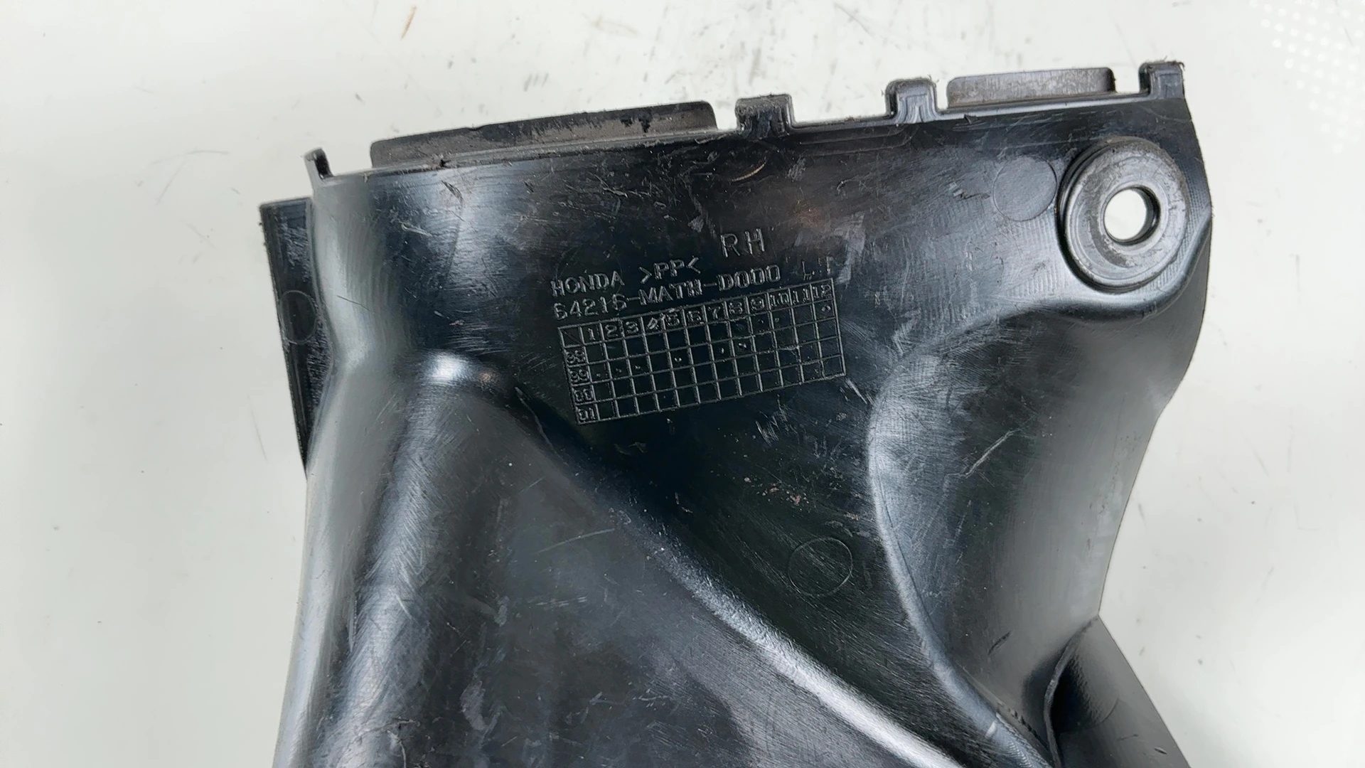 Honda CBR1100XX Blackbird SC35 Inner Fairing Cover Right 1999-00 64216-MAT-D00ZA - Image 6