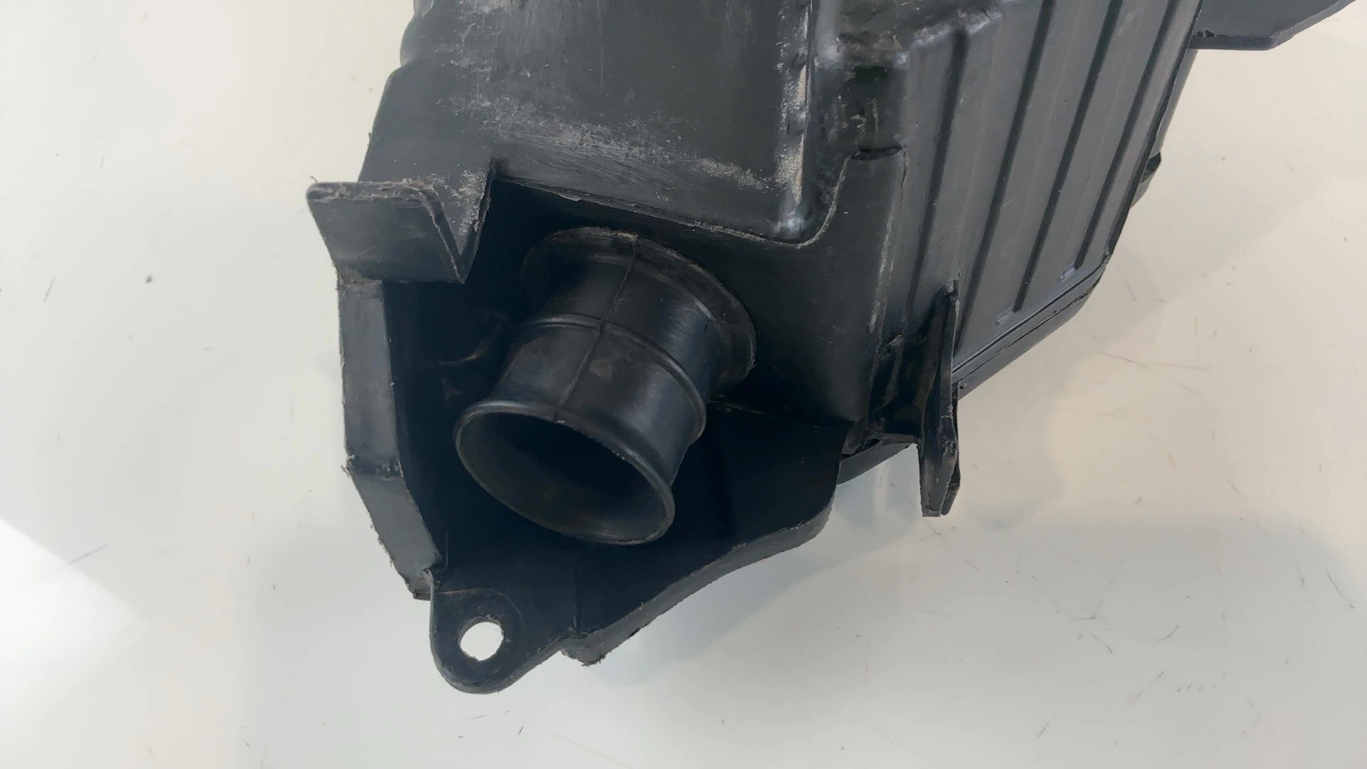 Honda CB125TD Superdream JC06 125 Air Filter Box Assembly 1982-88 17232-KC1-920 - Image 4