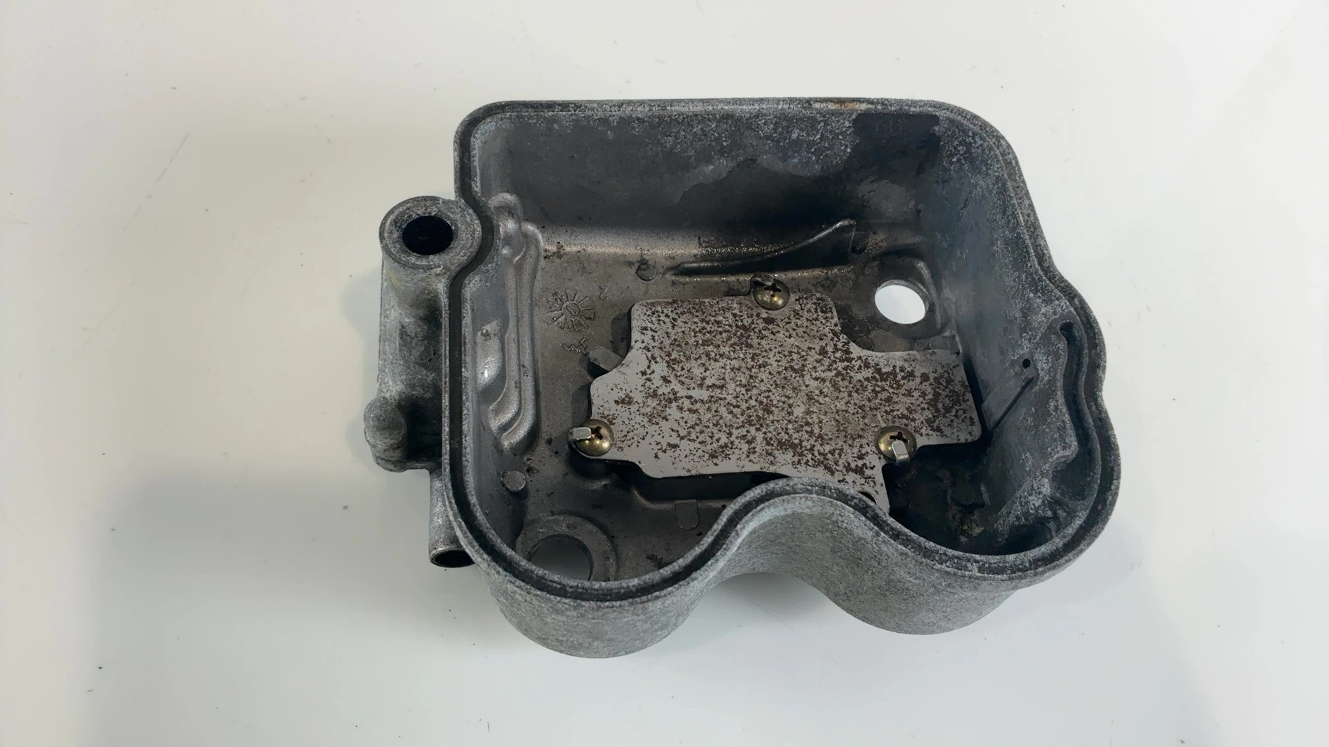 Honda Dylan SES125 125 Cylinder Head Valve Cover 2002-2006 OEM 12310-KGF-911 - Image 2