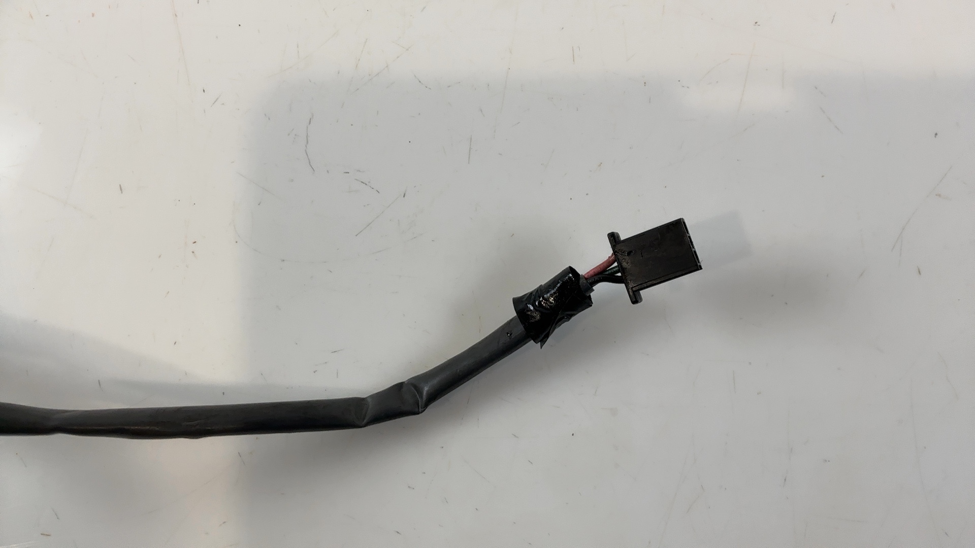 Honda CBR900RR SC33 900cc Speed Sensor 1996 1997 OEM 37700-MAE-601 - Image 3