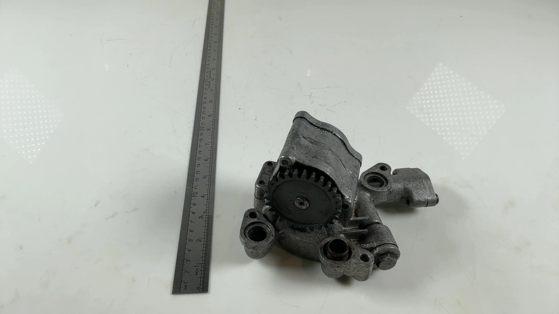 Honda CB750 Four CB750K 750cc Engine Oil Pump 1969-1978 OEM 15100-300-000 - Image 4