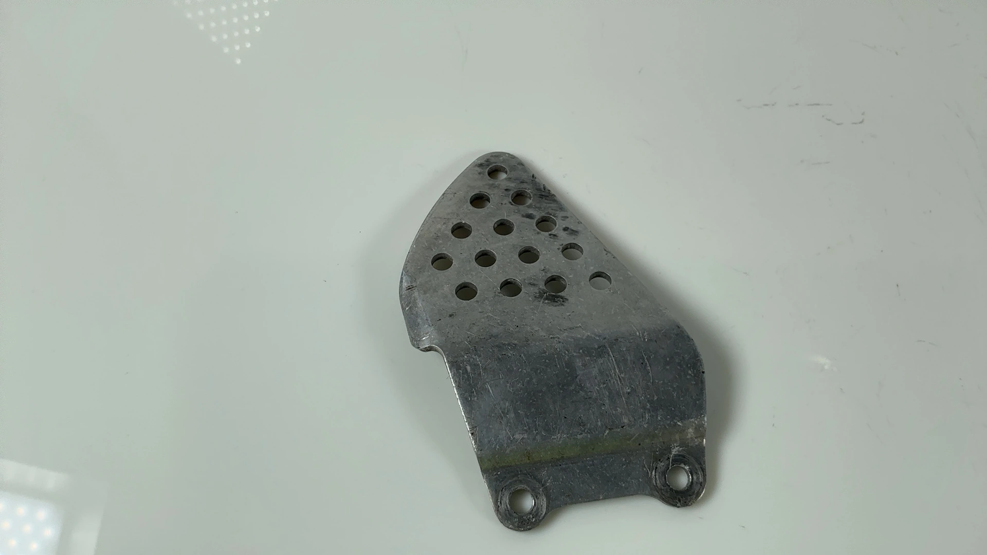 Honda CBR900RR SC33 900cc Right Front Heel Step Guard 1998-99 OEM 50607-MAS-E00 - Image 6