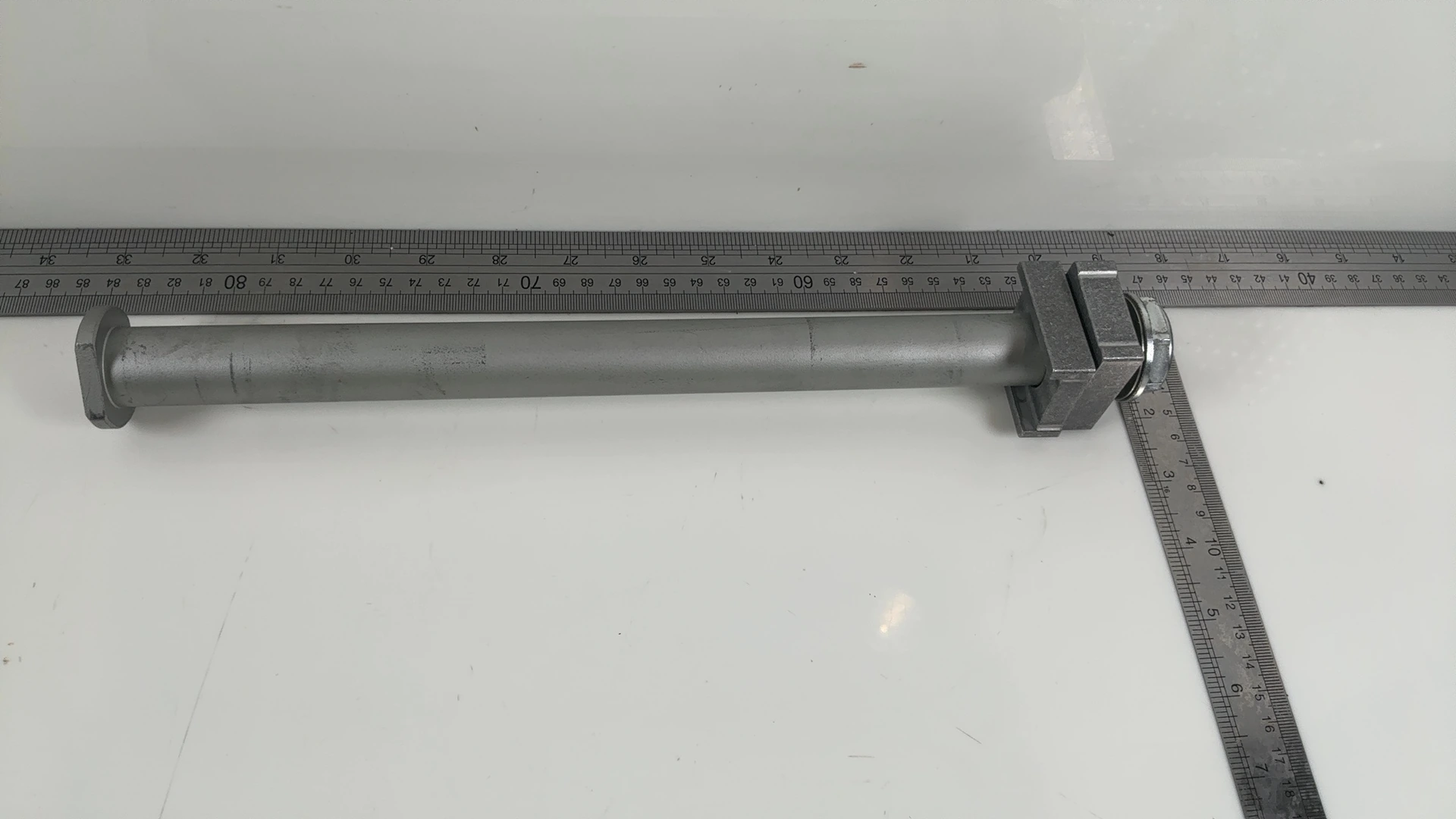 Aprilia RS660 Tuono 660 660cc Rear Wheel Axle Spindle 2021-2026 OEM 2B006173 - Image 3