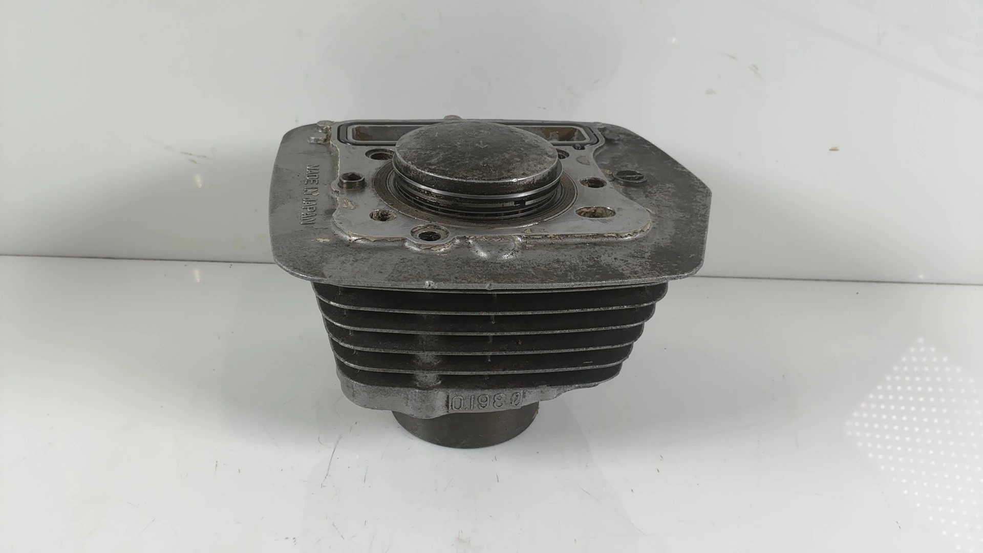 Kawasaki KLT200 KLT 200 CC Engine Cylinder Jug Piston 1981-1984 OEM 11005-1335 - Image 1