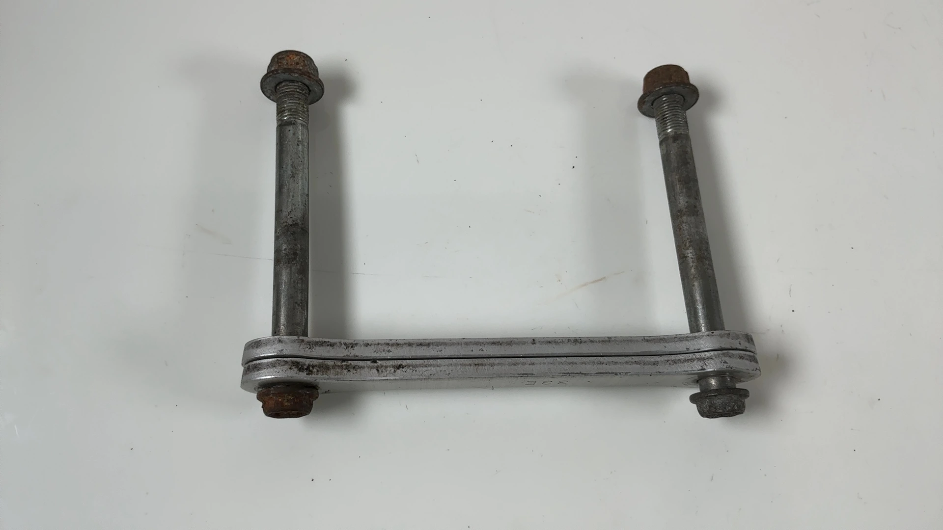 Suzuki GSXR SRAD 600 GSX-R600 600cc Rear Shock Linkage Arm 1997-2000 62641-33E00 - Image 1