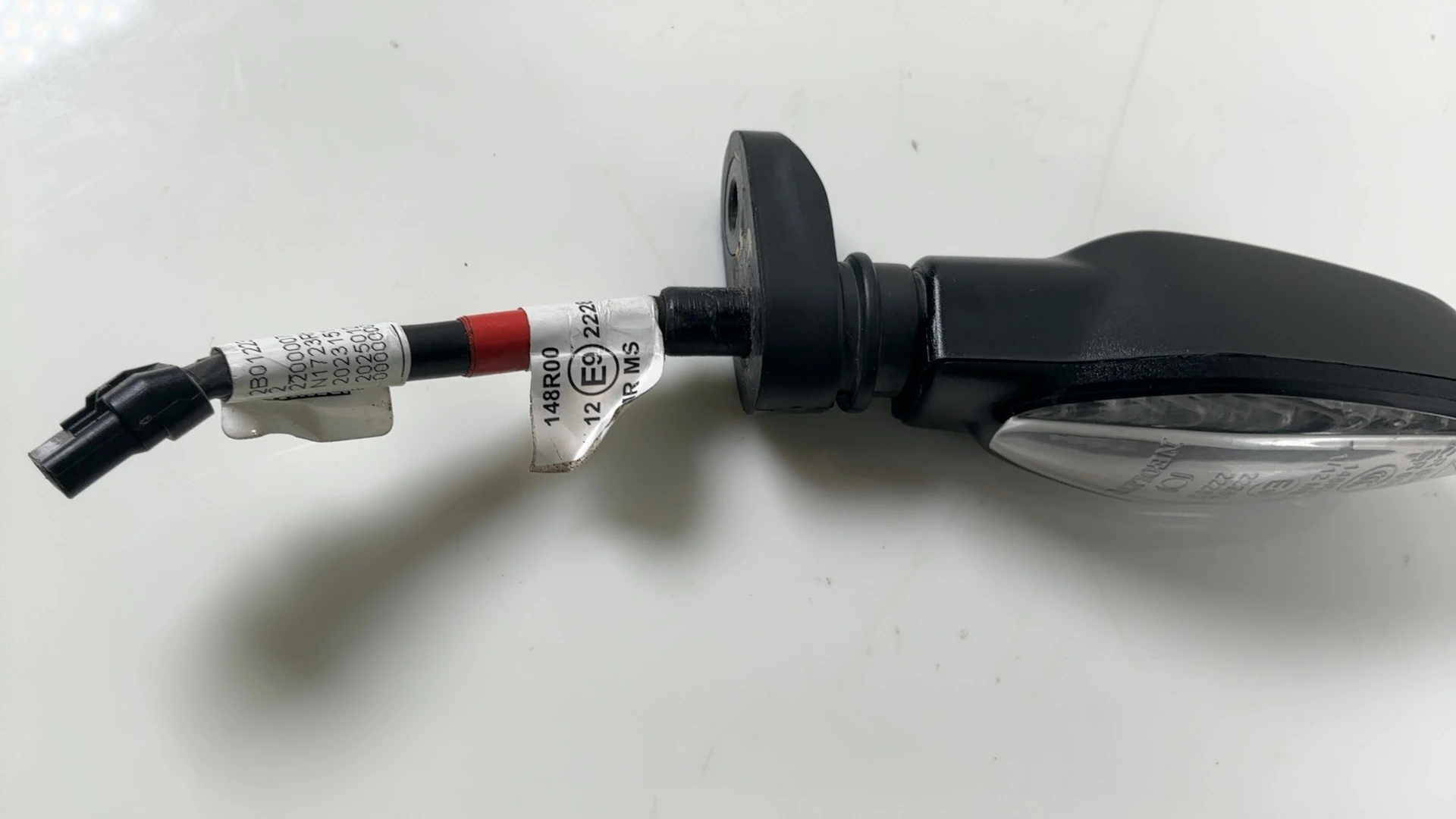Aprilia Tuono RSV4 Factory 1100 Rear Right Turn Signal 2025 2026 OEM 2B012233 - Image 4